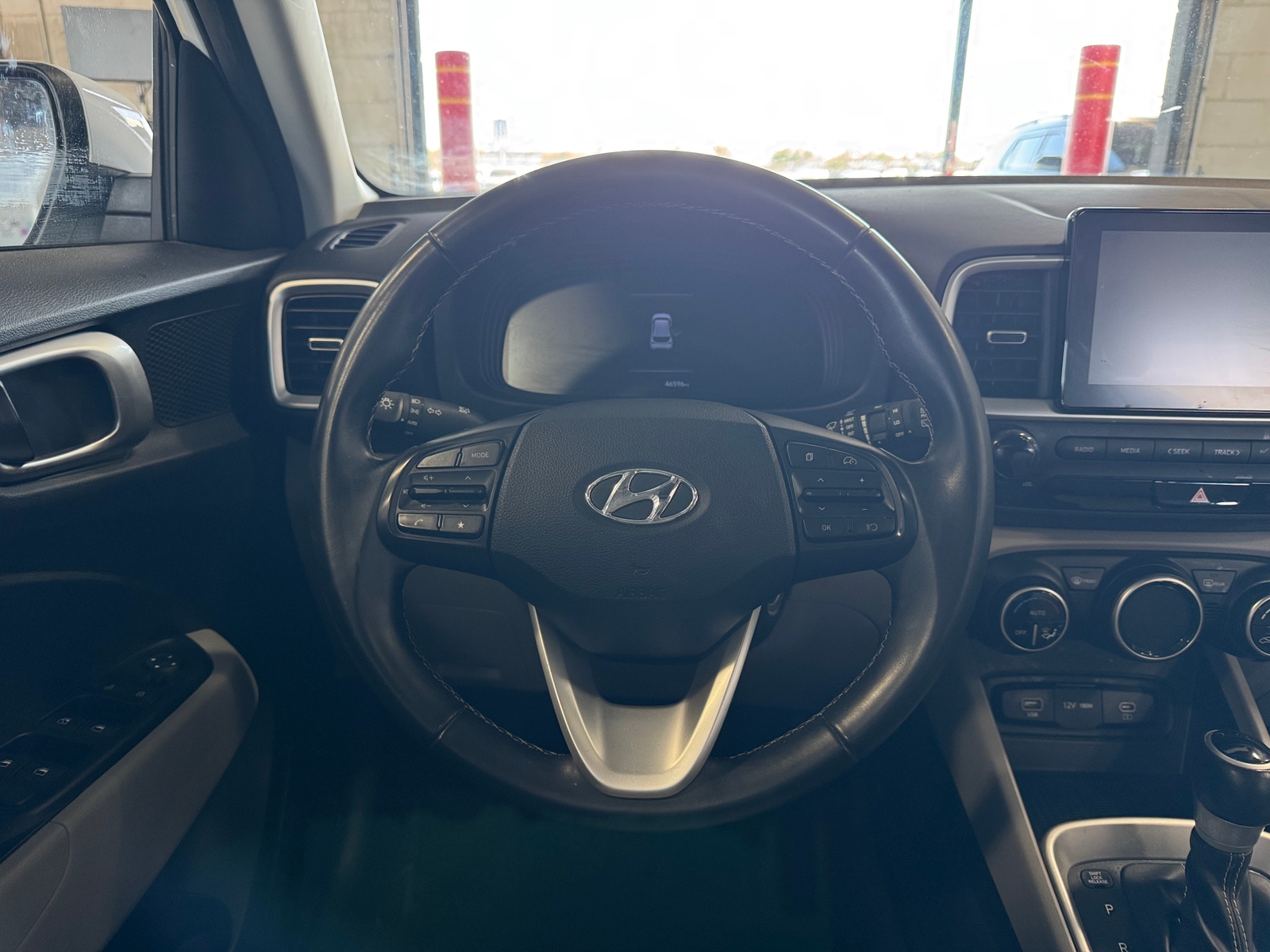 Thumbnail: 2023 Hyundai Venue - 5