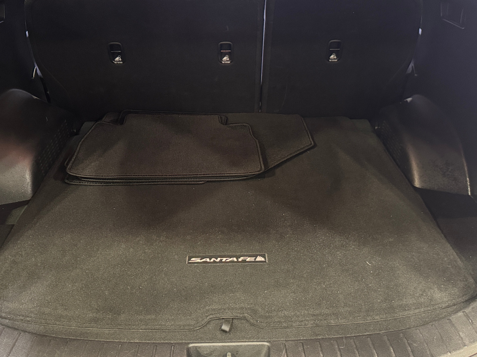 Thumbnail: 2019 Hyundai Santa Fe - 7