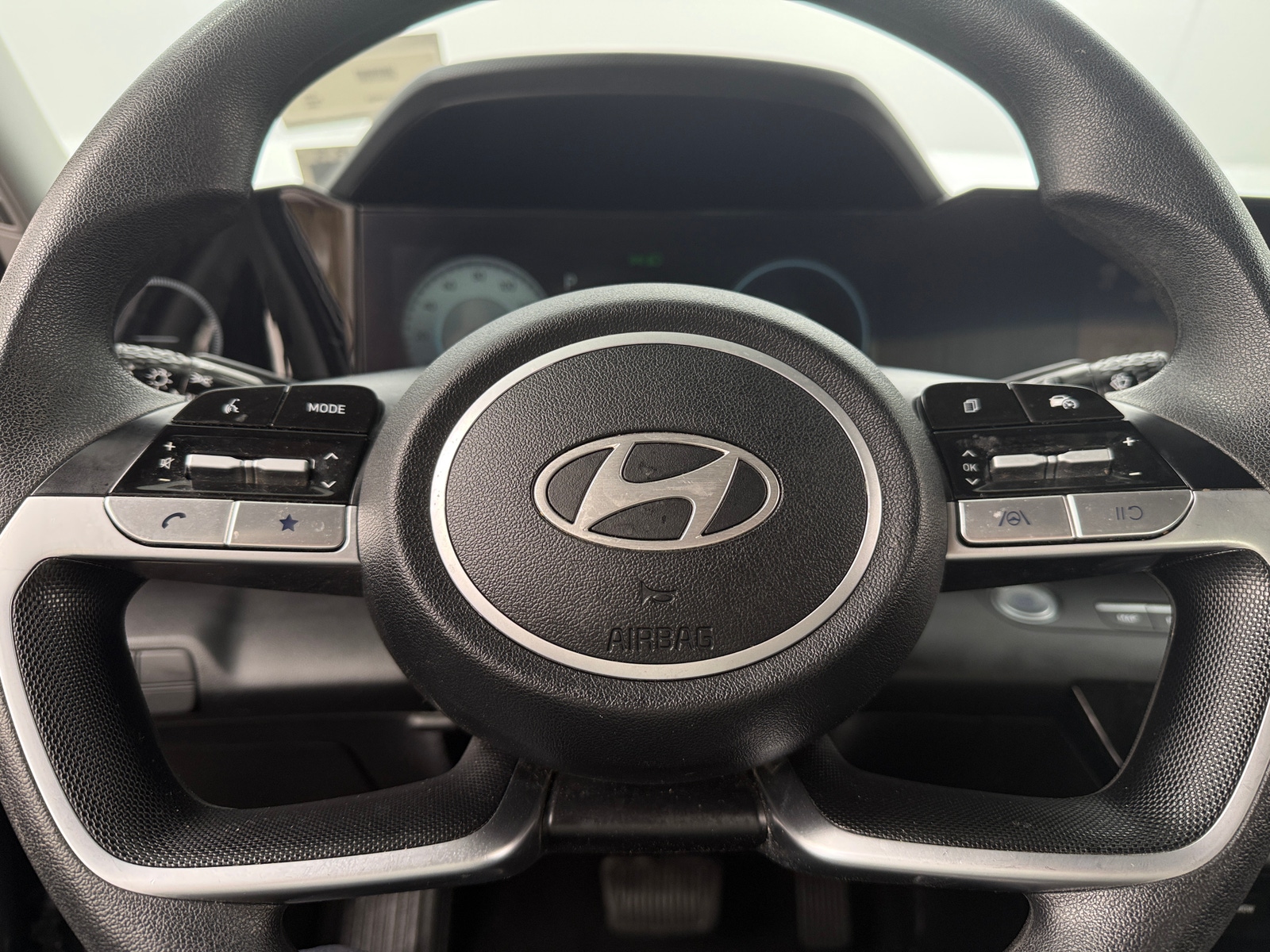 Thumbnail: 2024 Hyundai Elantra - 5