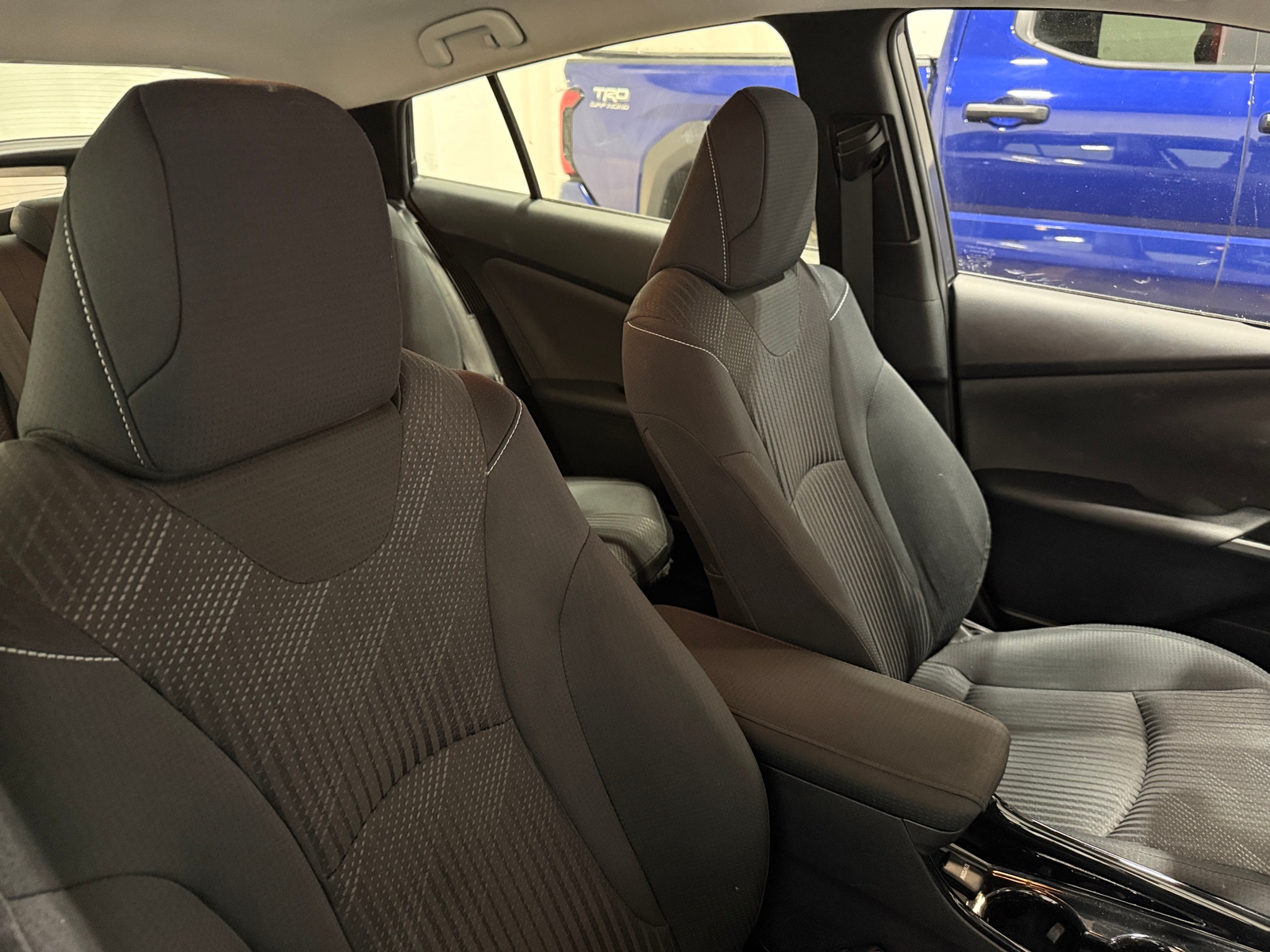 Thumbnail: 2022 Toyota Prius Prime - 2