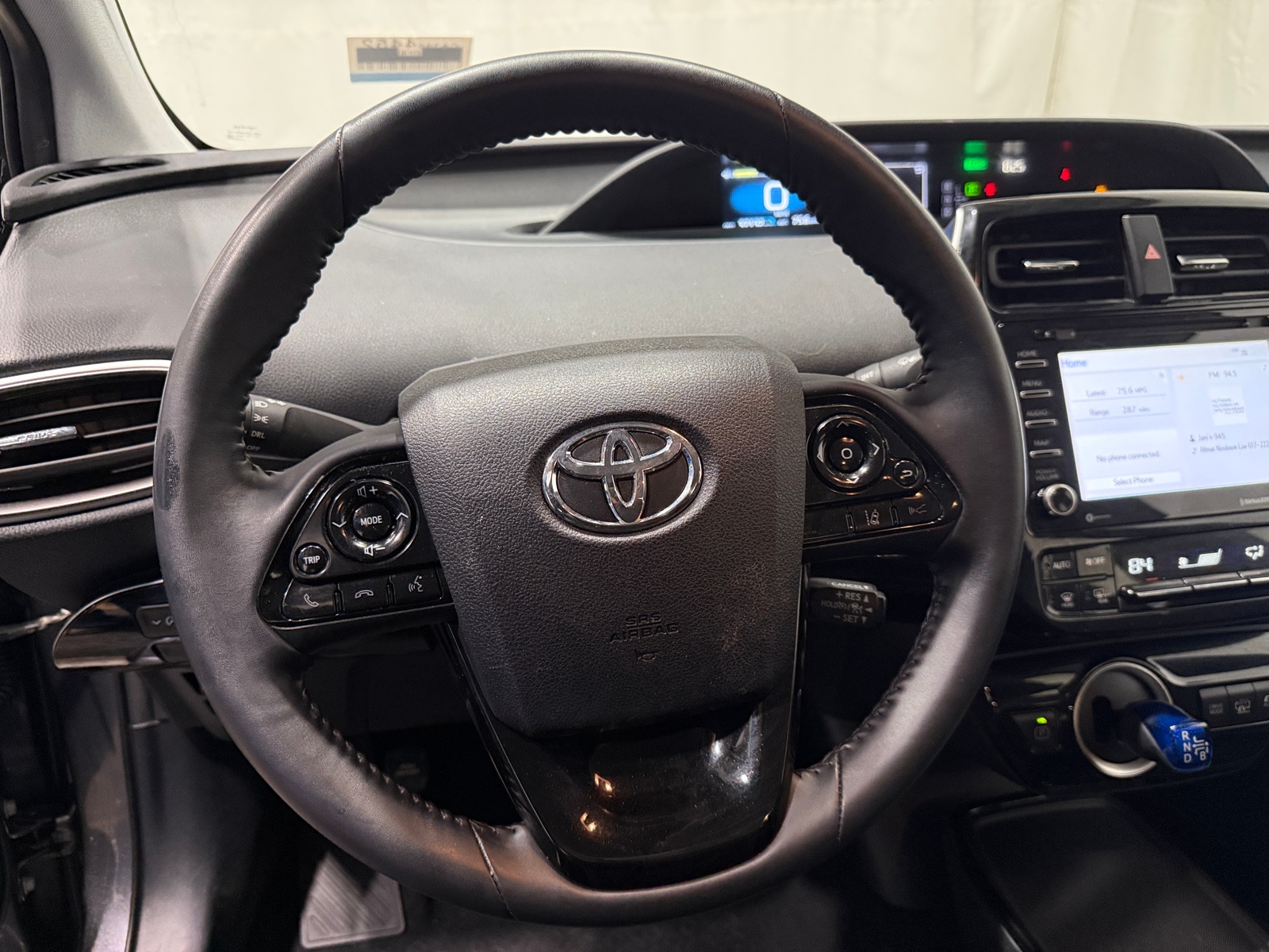 Thumbnail: 2022 Toyota Prius Prime - 5