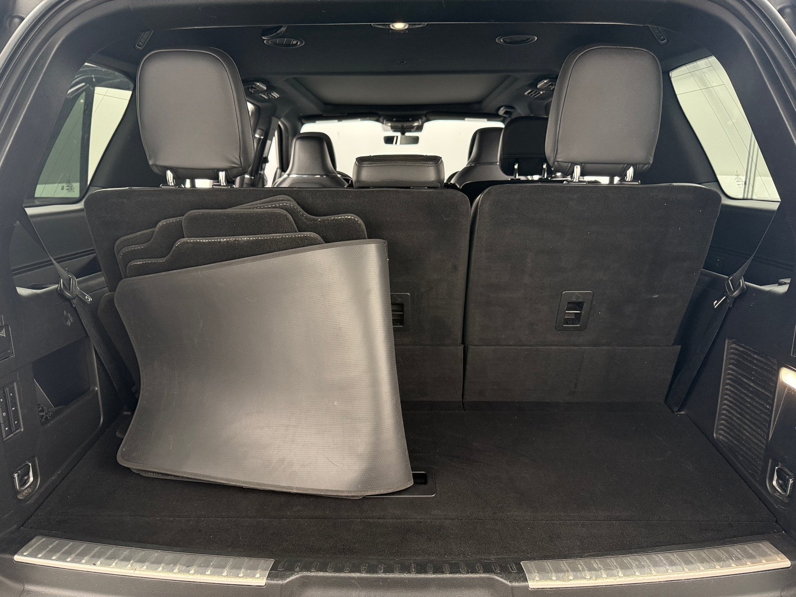 Thumbnail: 2018 Lincoln Navigator - 6