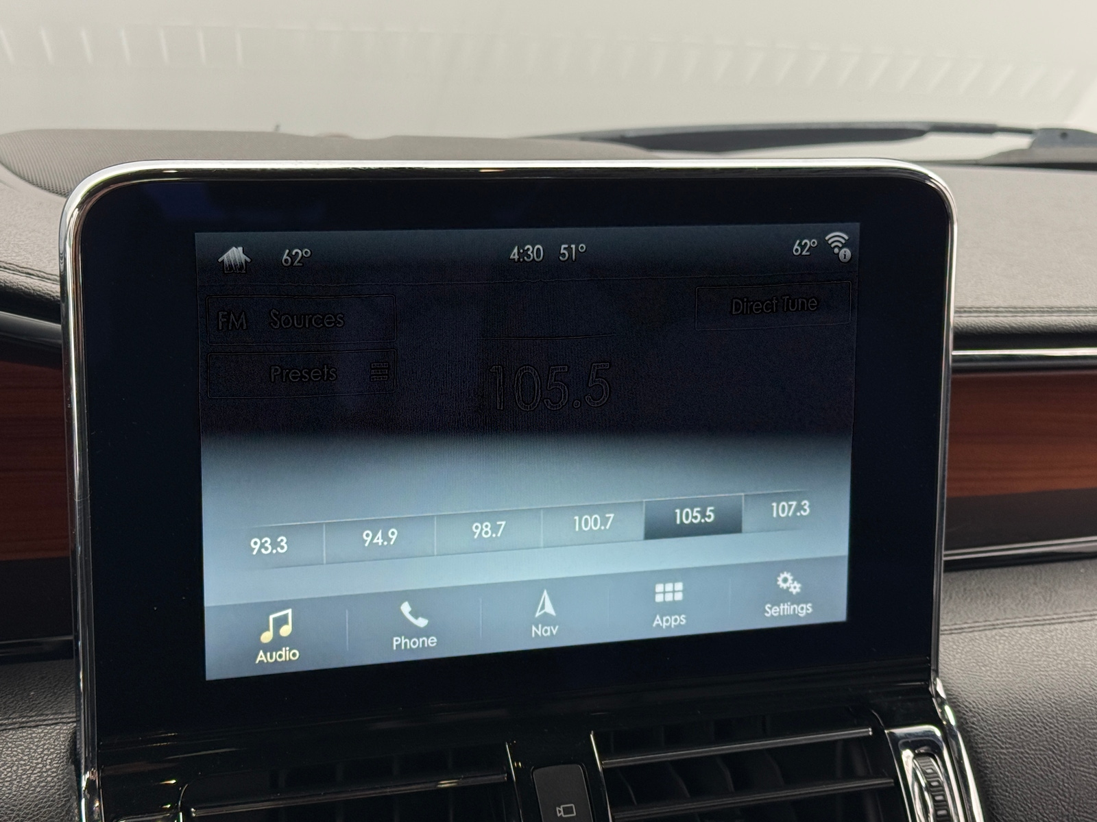 Thumbnail: 2018 Lincoln Navigator - 3