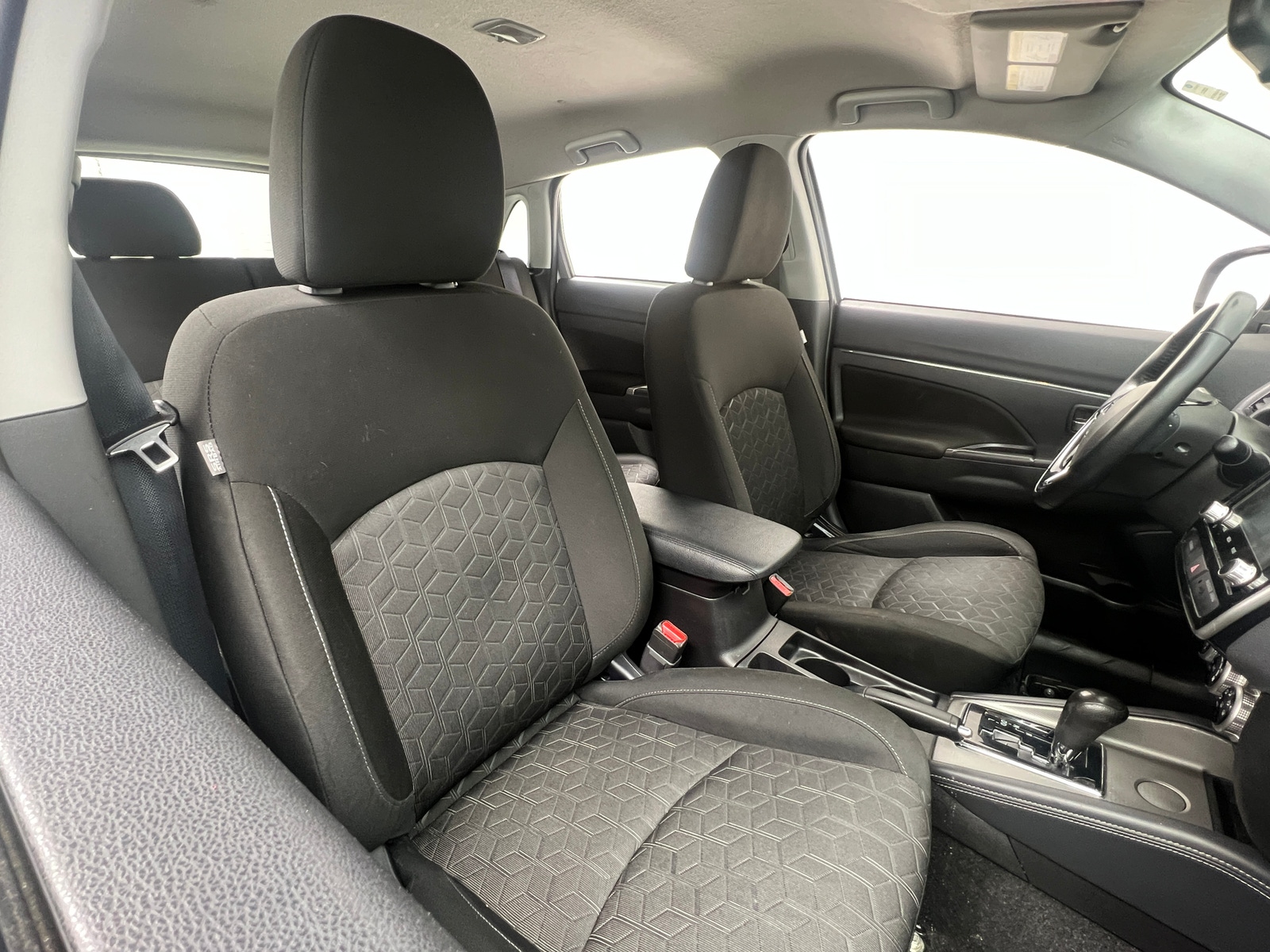 Thumbnail: 2021 Mitsubishi Outlander Sport - 2