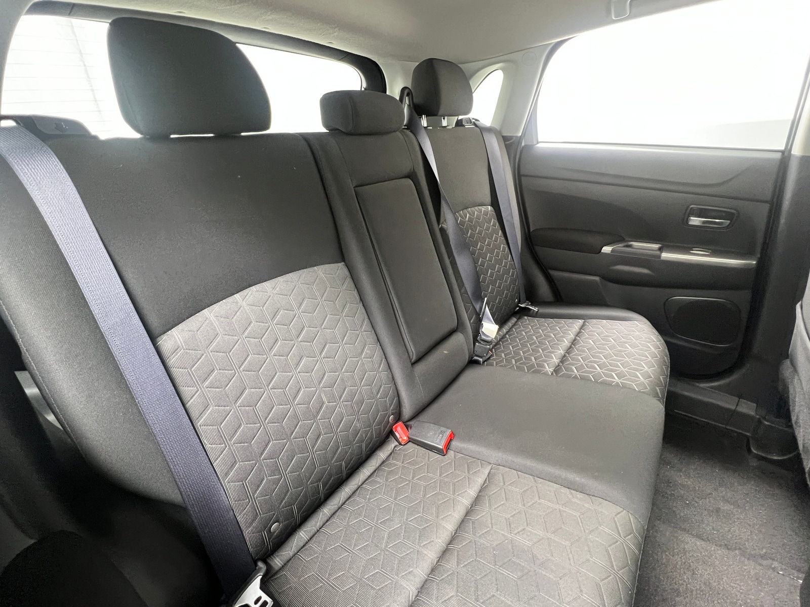 Thumbnail: 2021 Mitsubishi Outlander Sport - 6