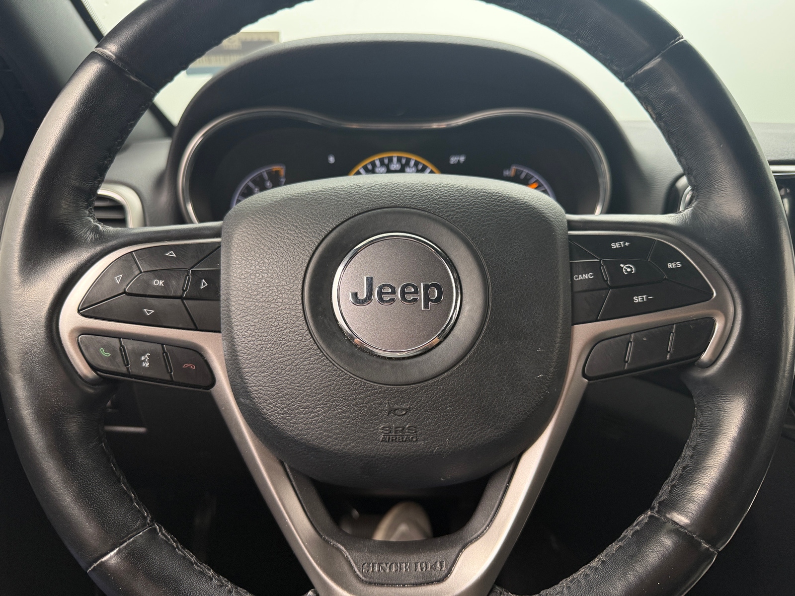 Thumbnail: 2020 Jeep Grand Cherokee - 4