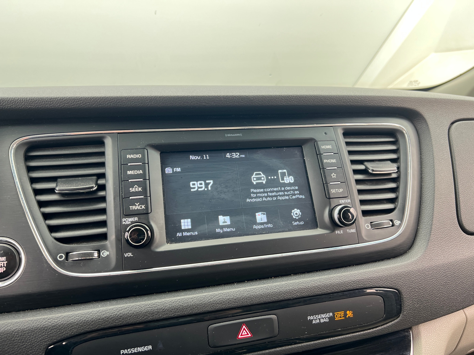 Thumbnail: 2020 Kia Sedona - 3