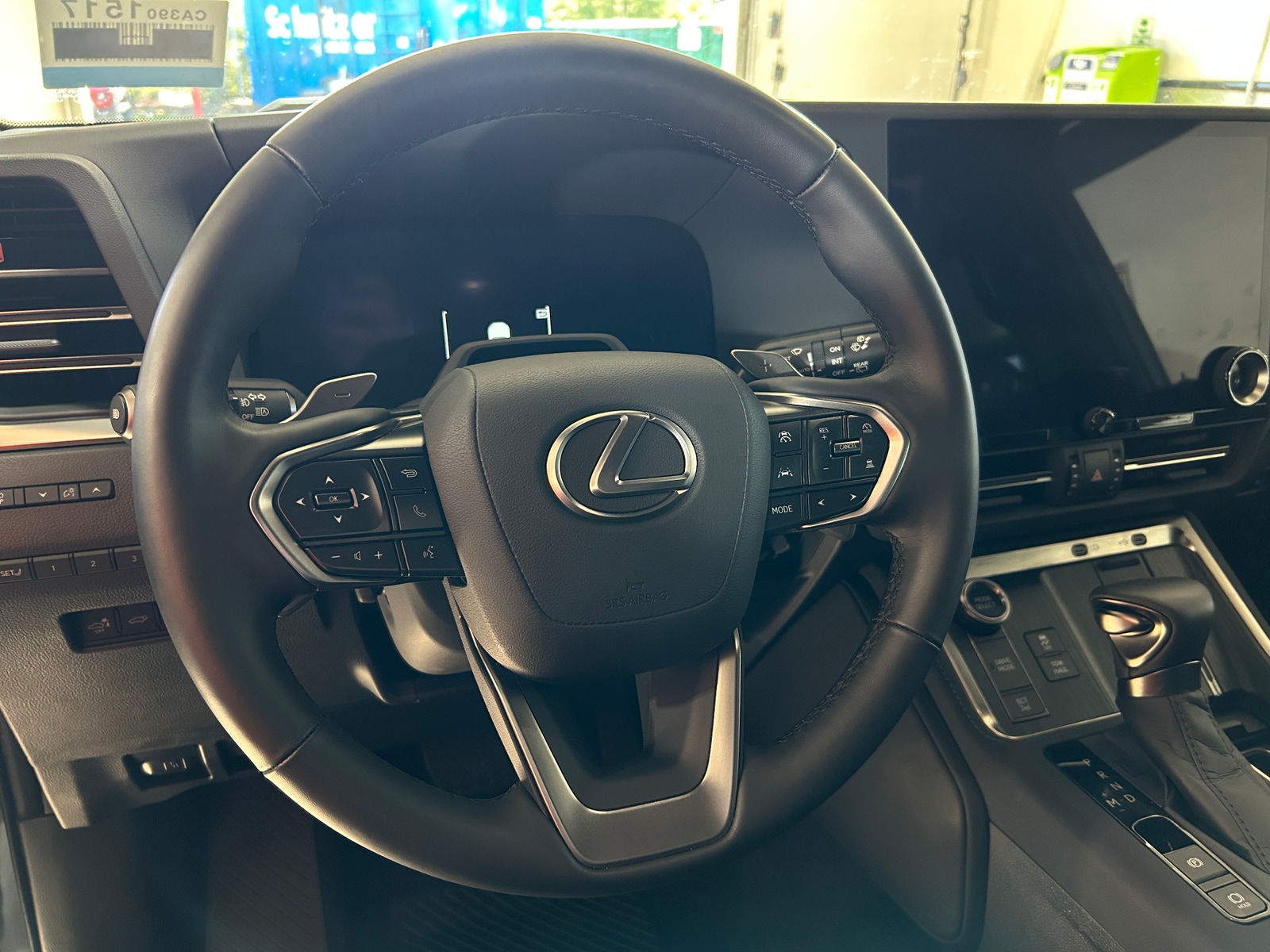 Thumbnail: 2025 Lexus GX - 4