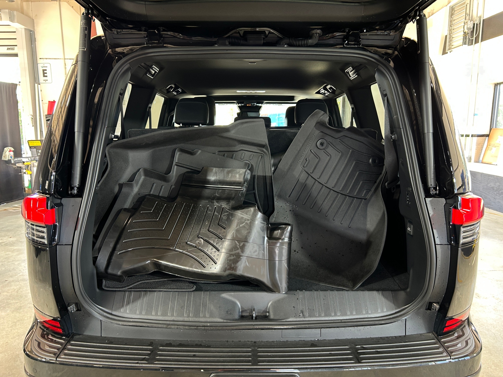 Thumbnail: 2025 Lexus GX - 6