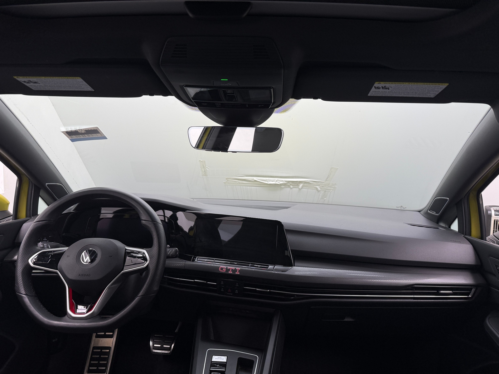 Thumbnail: 2022 Volkswagen Golf - 2