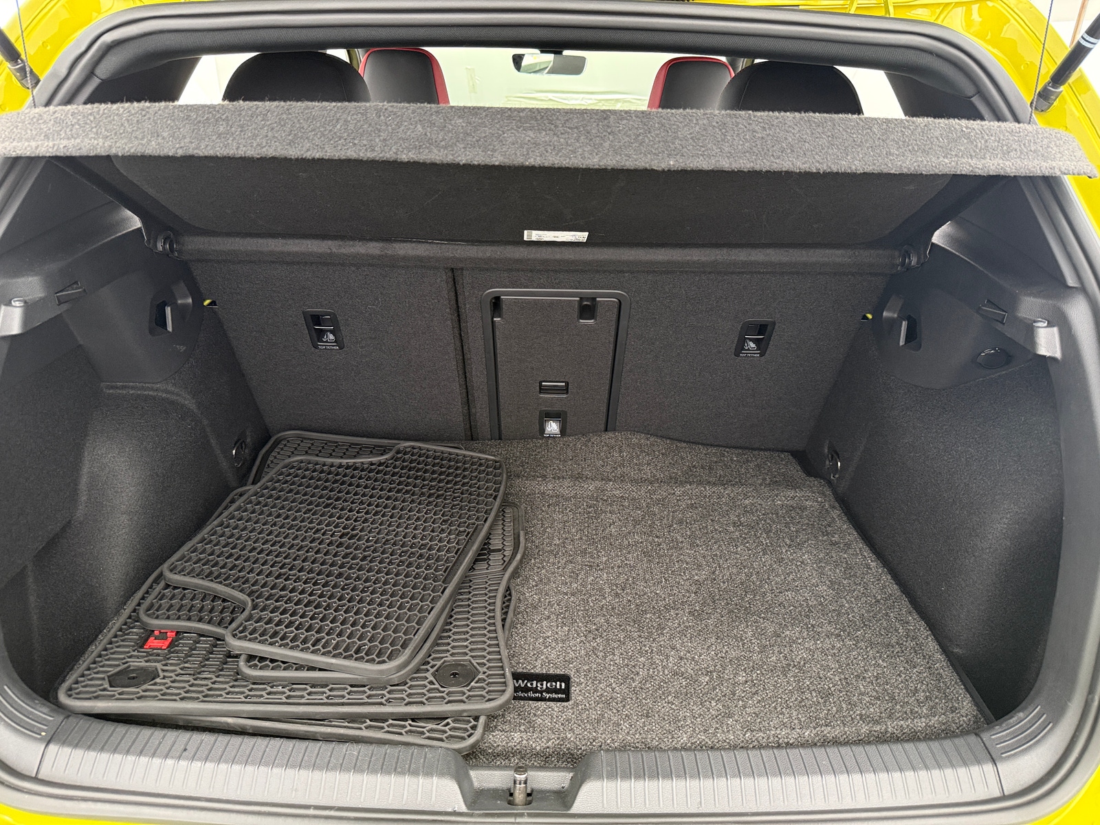 Thumbnail: 2022 Volkswagen Golf - 6