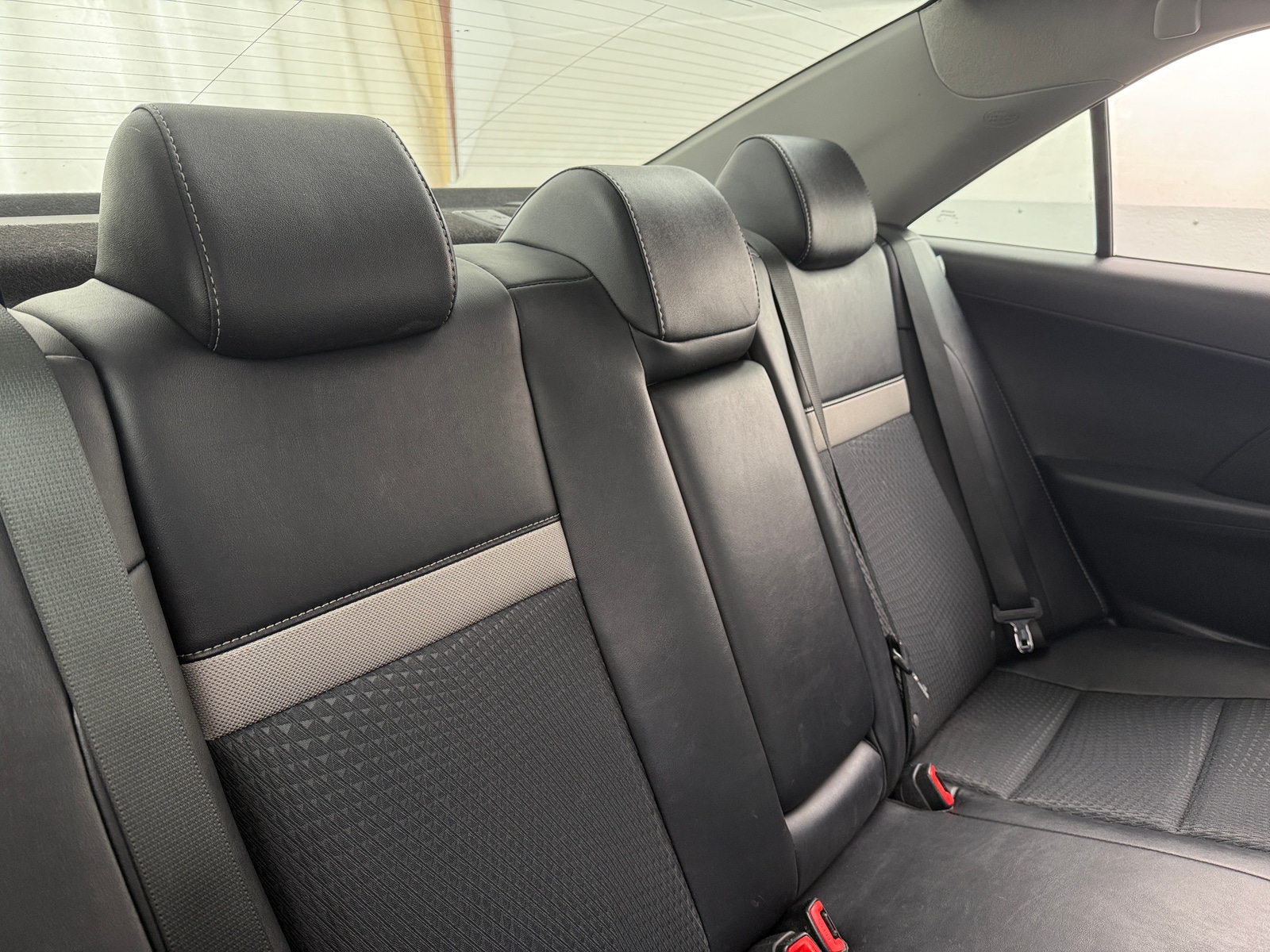 Thumbnail: 2012 Toyota Camry - 6