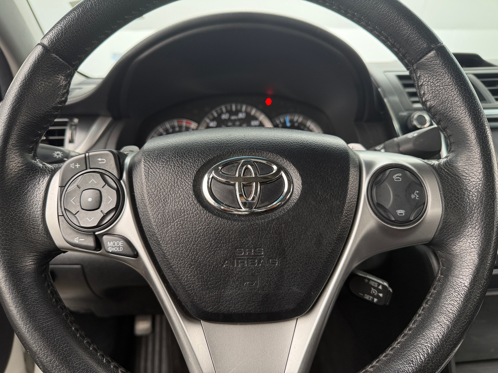 Thumbnail: 2012 Toyota Camry - 5