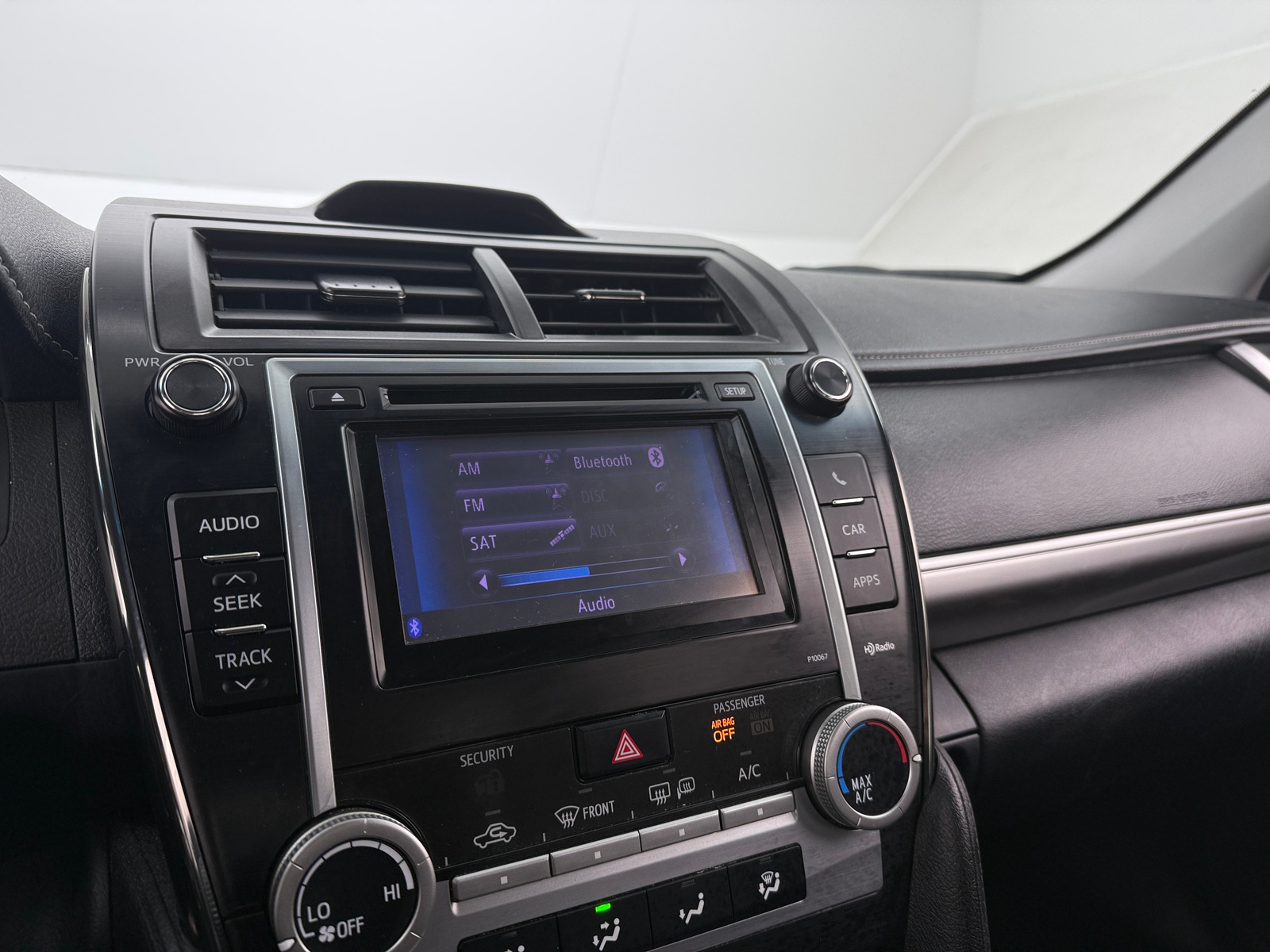 Thumbnail: 2012 Toyota Camry - 4