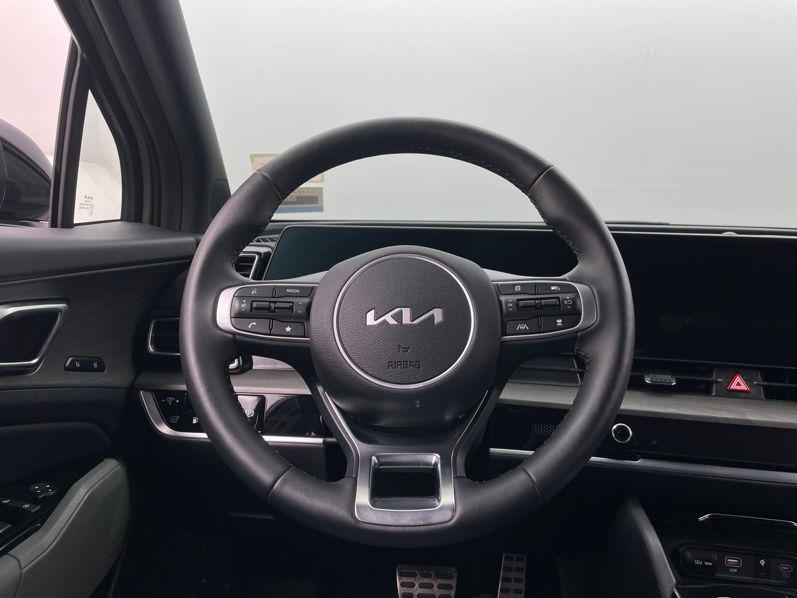 Thumbnail: 2025 Kia Sportage - 4