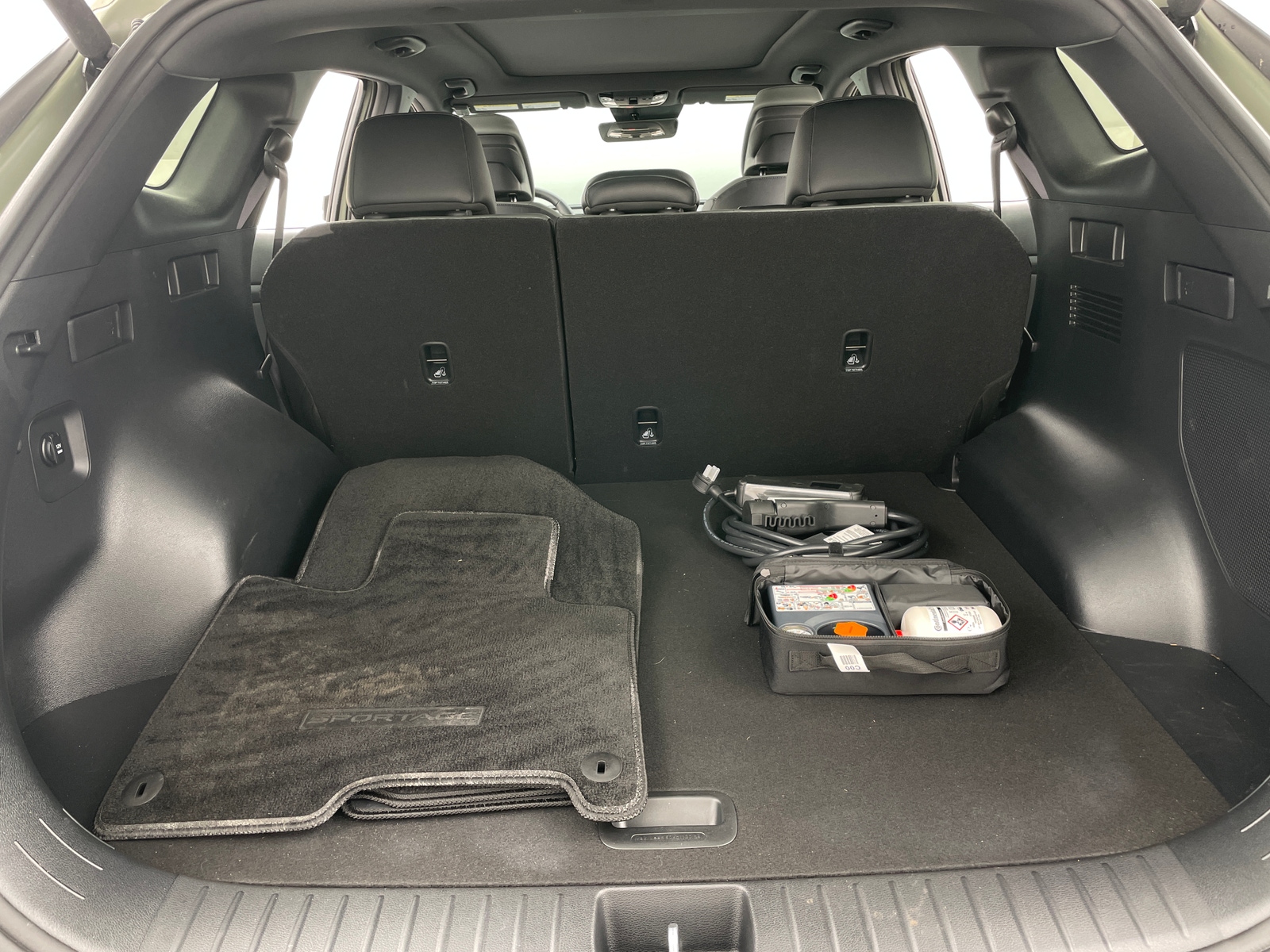 Thumbnail: 2025 Kia Sportage - 6