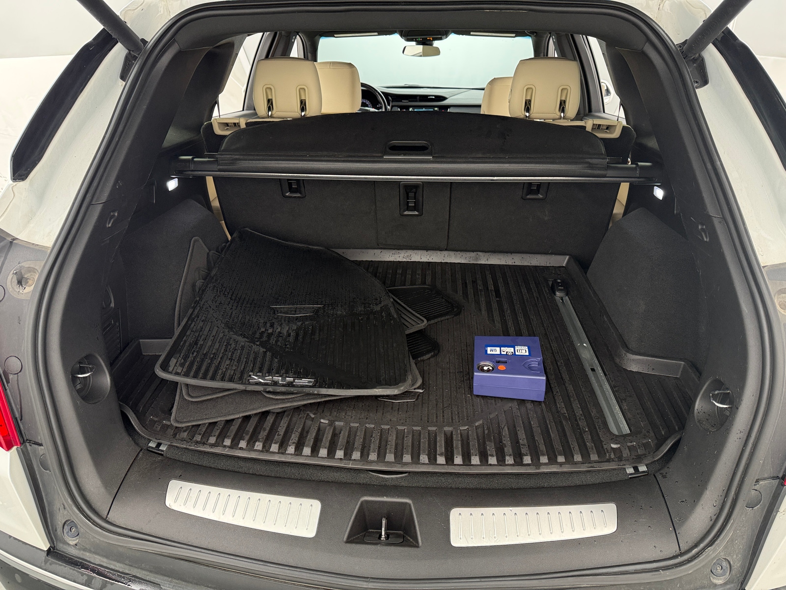 Thumbnail: 2019 Cadillac XT5 - 6