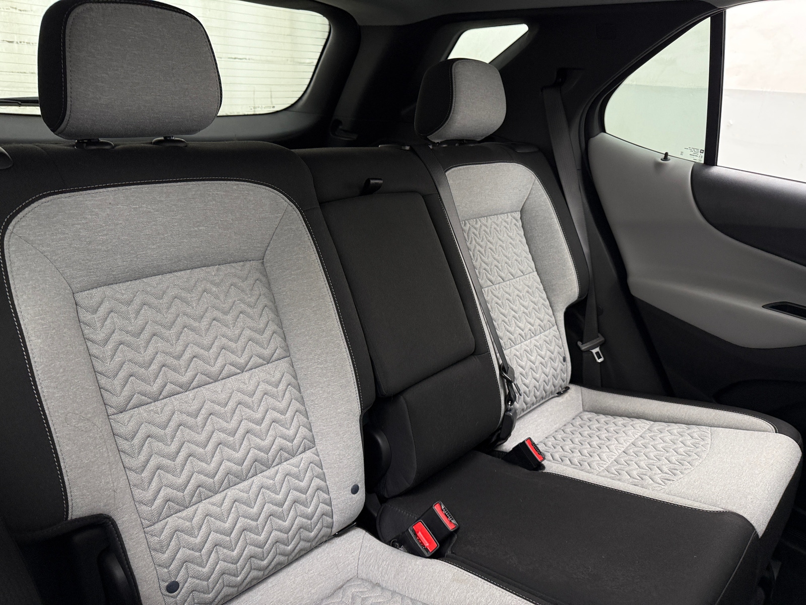 Thumbnail: 2022 Chevrolet Equinox - 6