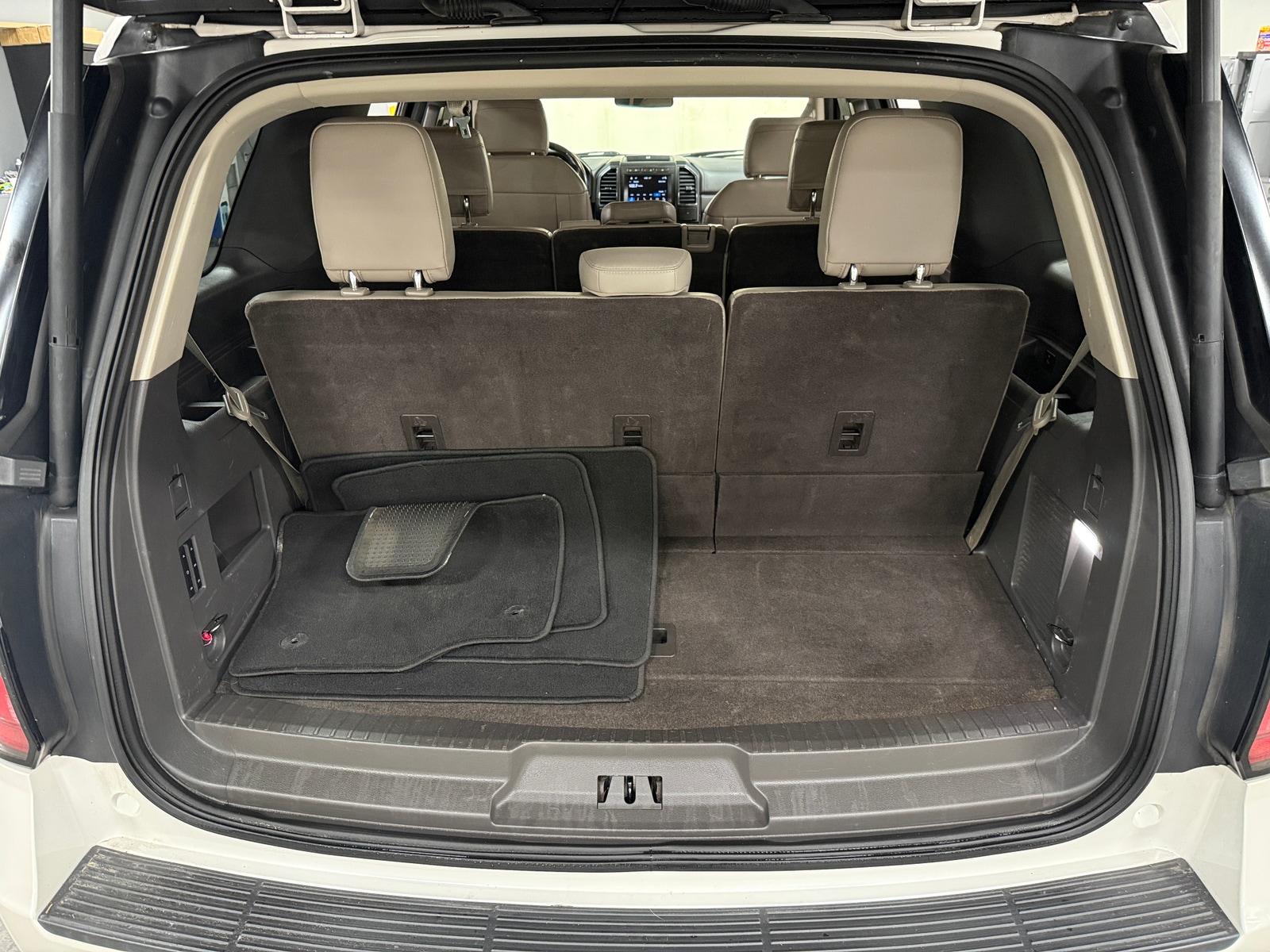 Thumbnail: 2019 Ford Expedition - 6