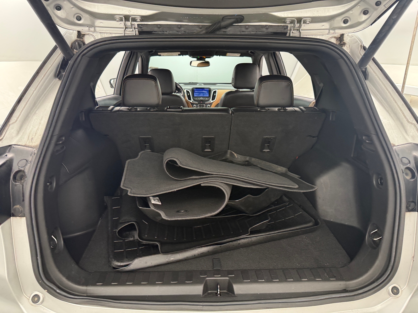 Thumbnail: 2021 Chevrolet Equinox - 6