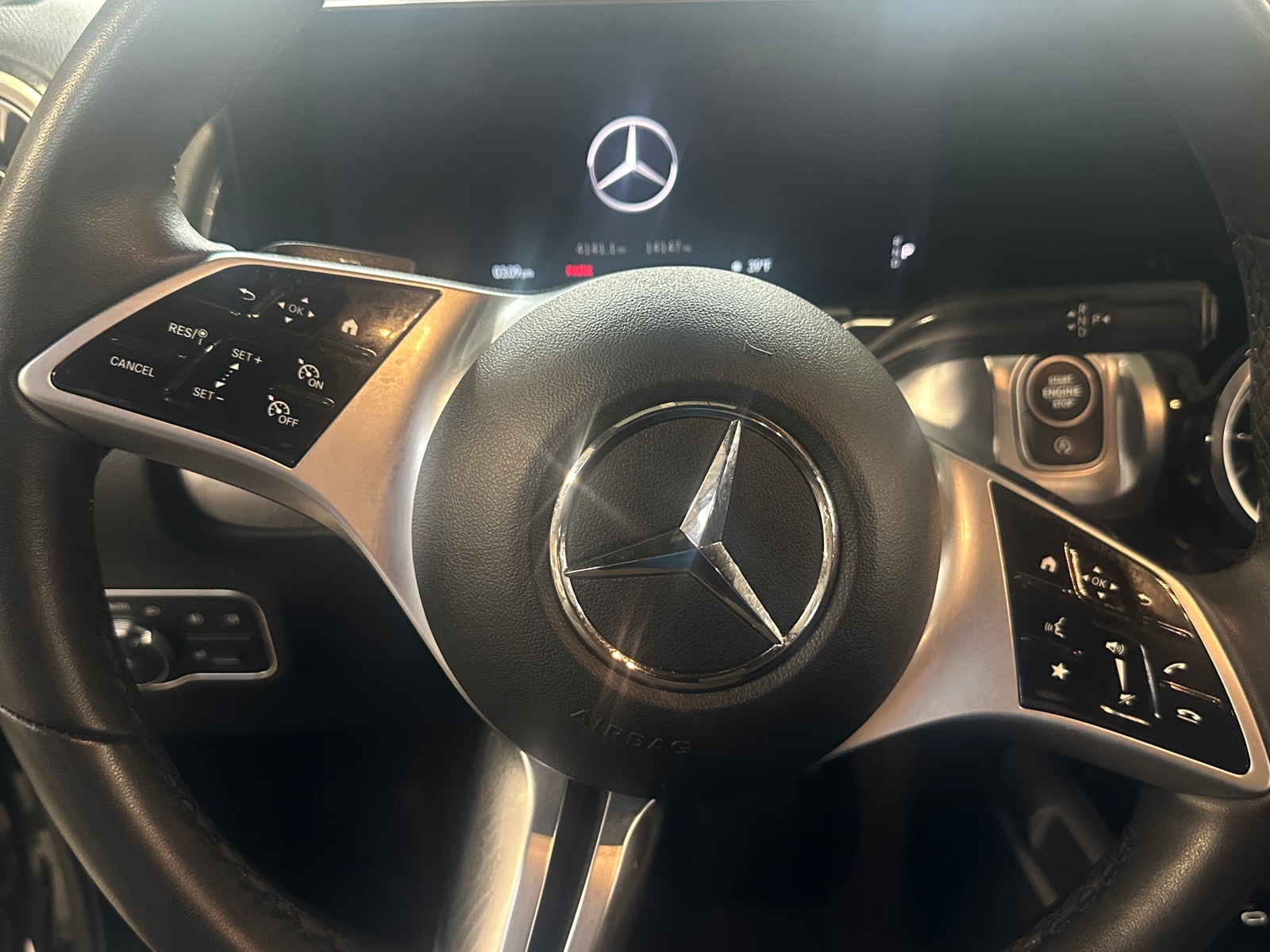 Thumbnail: 2025 Mercedes-Benz GLB - 4