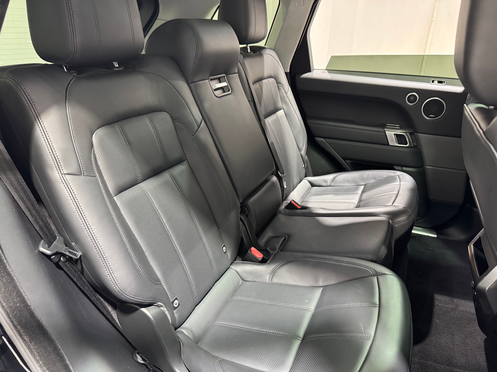 Thumbnail: 2020 Land Rover Range Rover Sport - 5