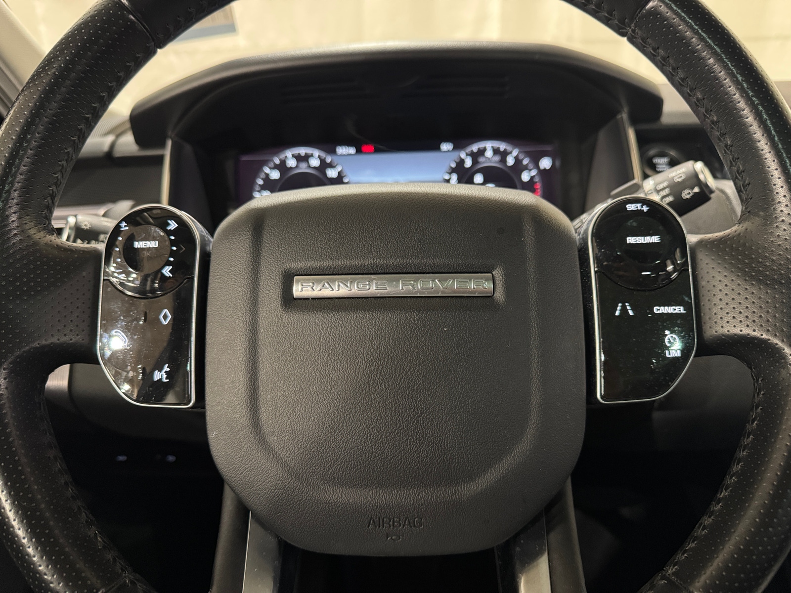 Thumbnail: 2020 Land Rover Range Rover Sport - 4