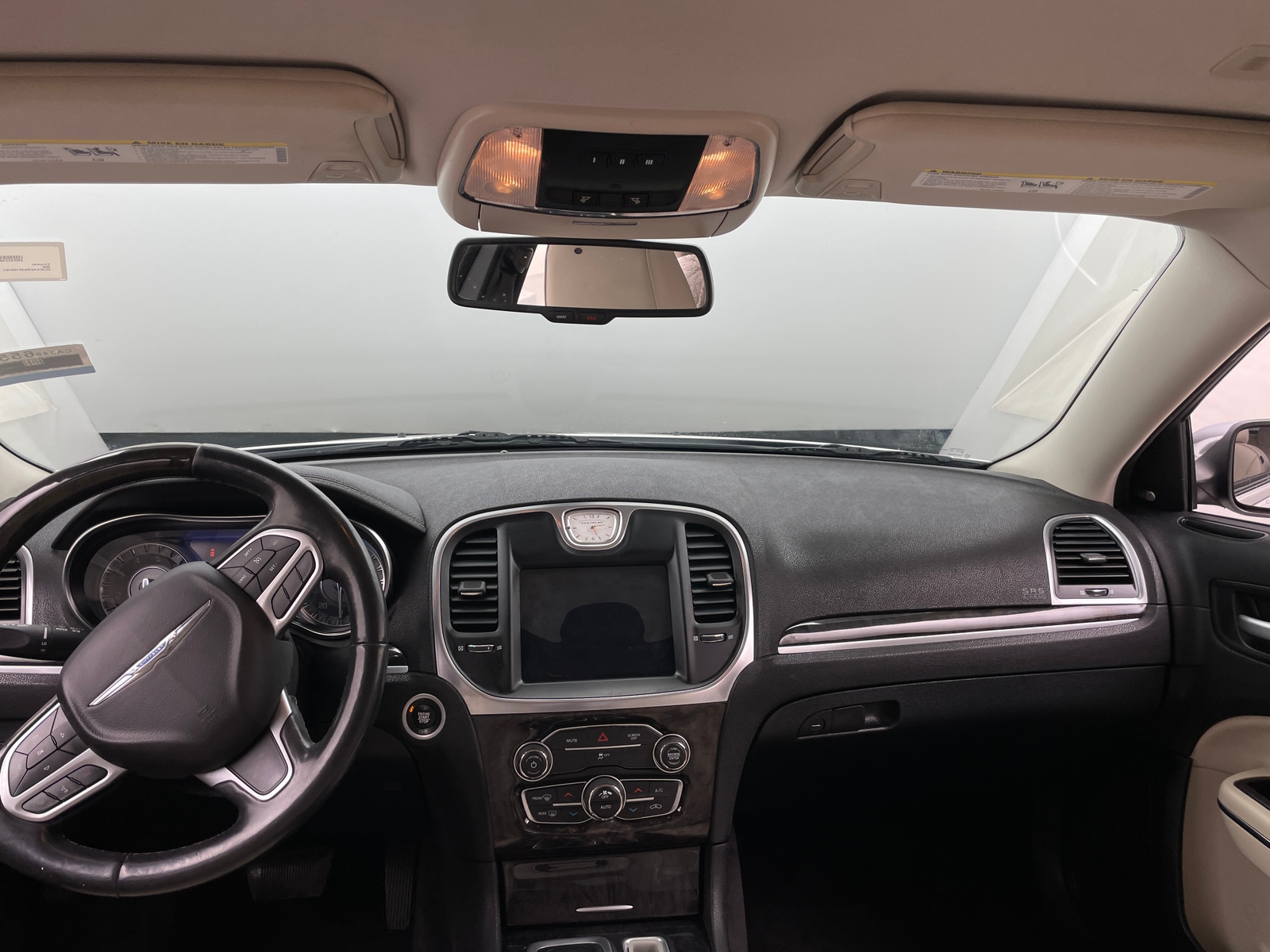 Thumbnail: 2018 Chrysler 300 - 3