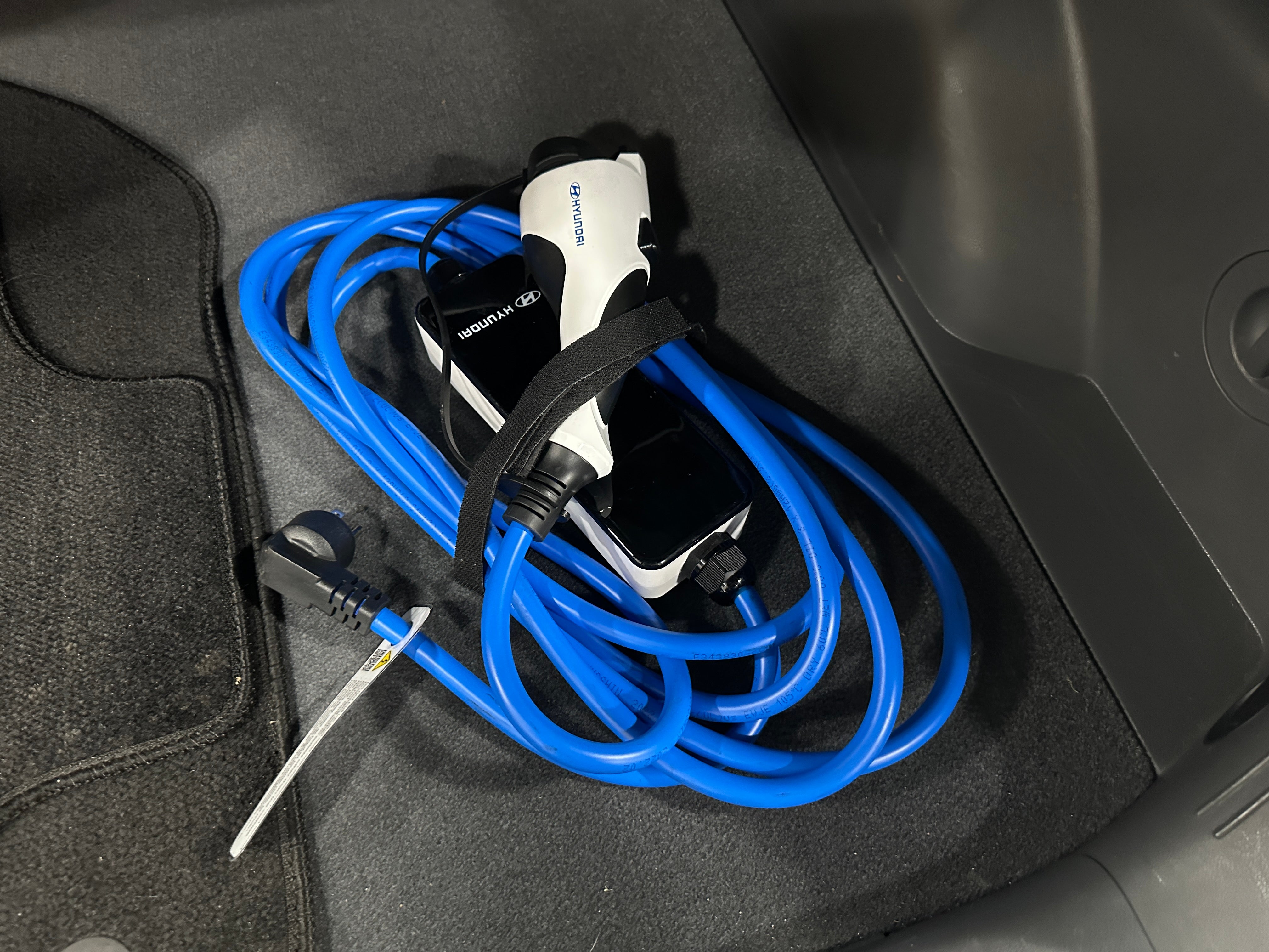 Used 2022 Hyundai IONIQ 5 SEL with VIN KM8KNDAF2NU094205 for sale in Auburn, WA