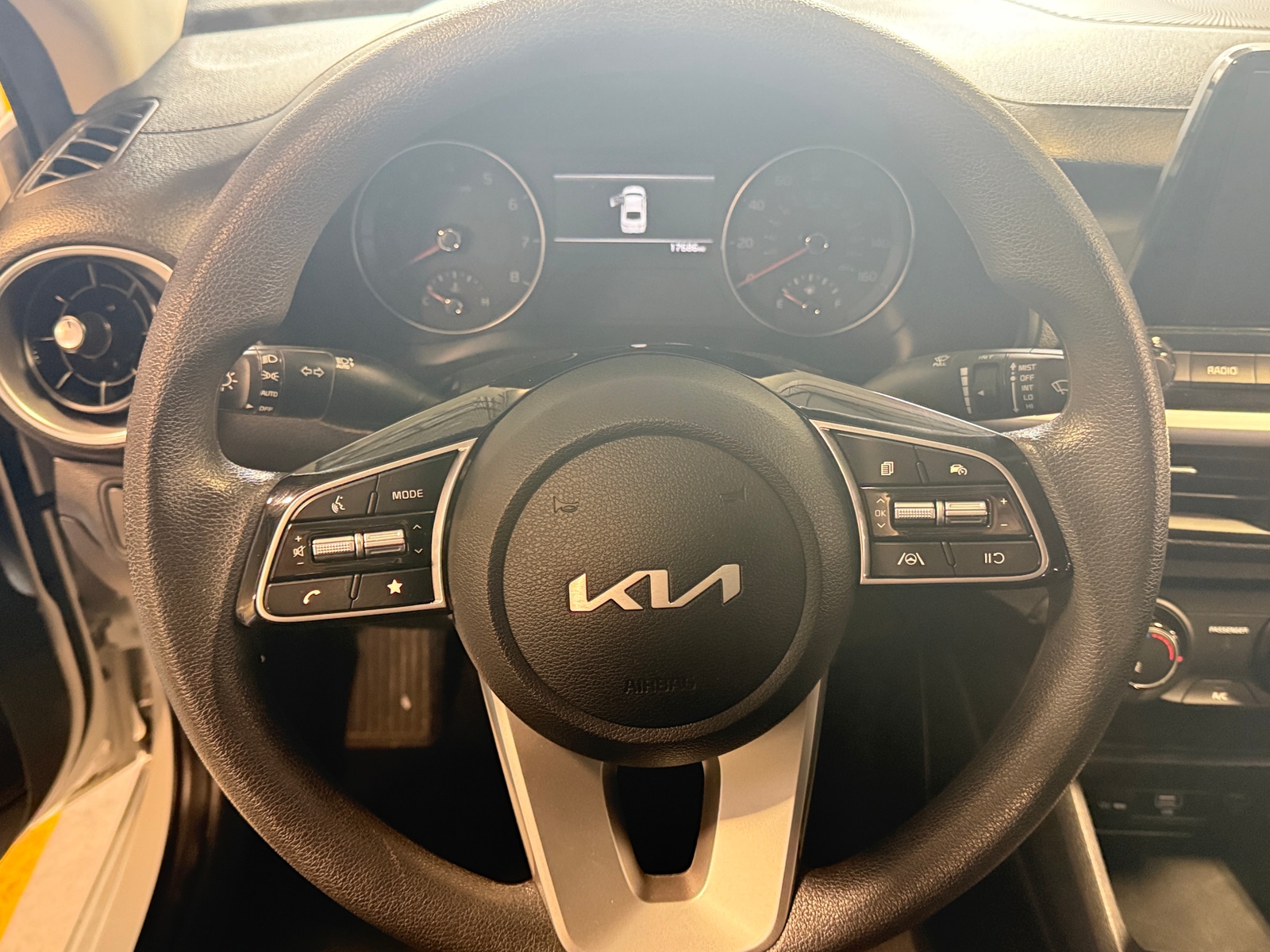 Thumbnail: 2024 Kia Forte - 5