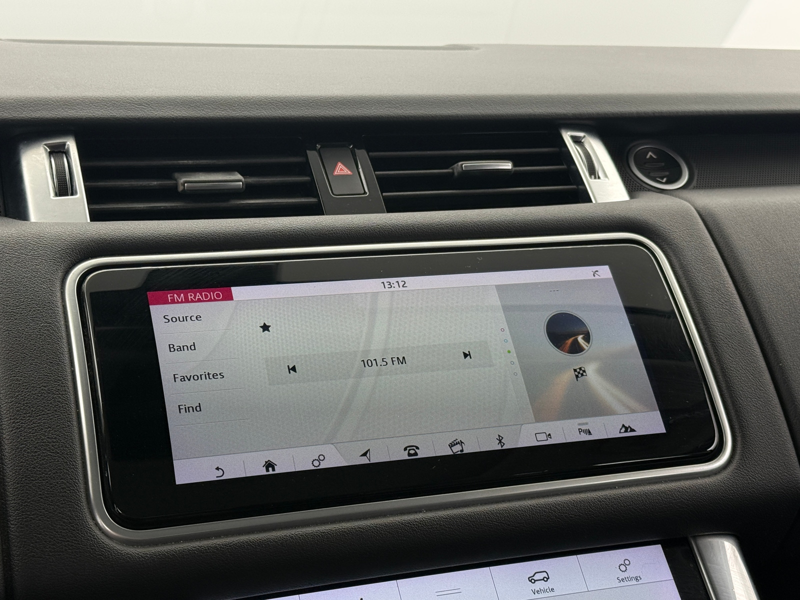 Thumbnail: 2019 Land Rover Range Rover Sport - 3