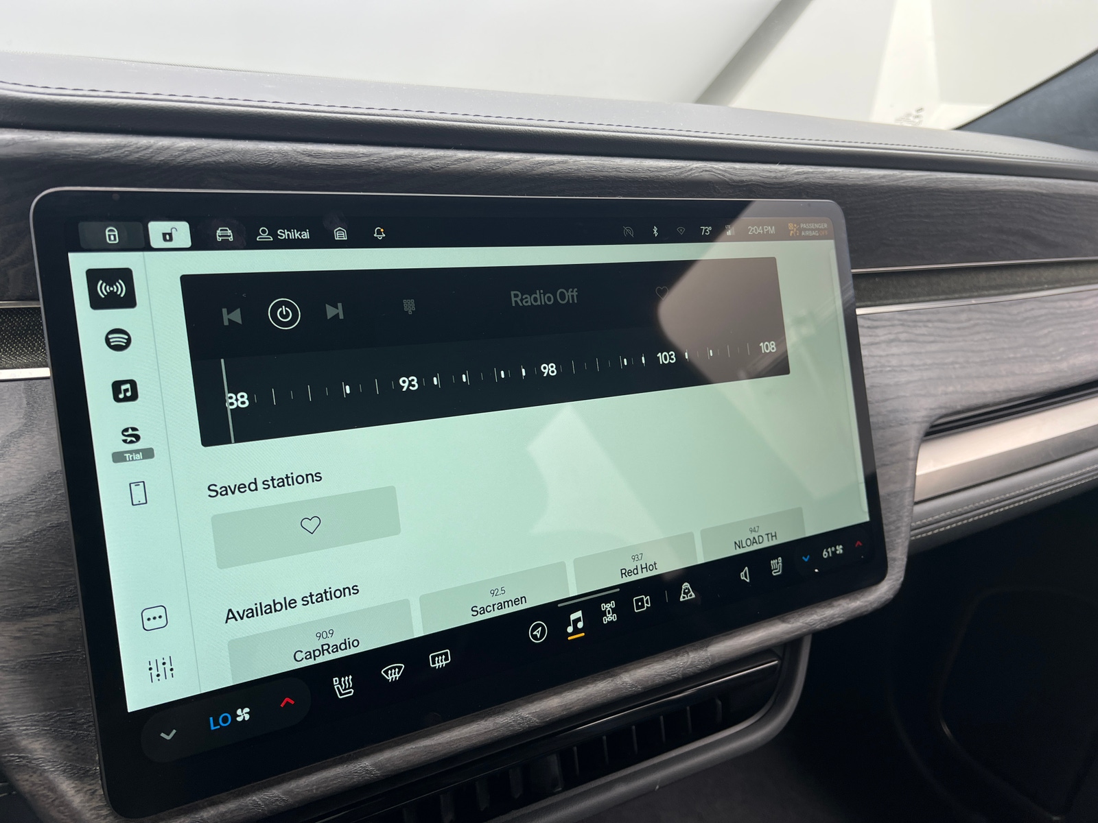 Thumbnail: 2023 Rivian R1T - 3