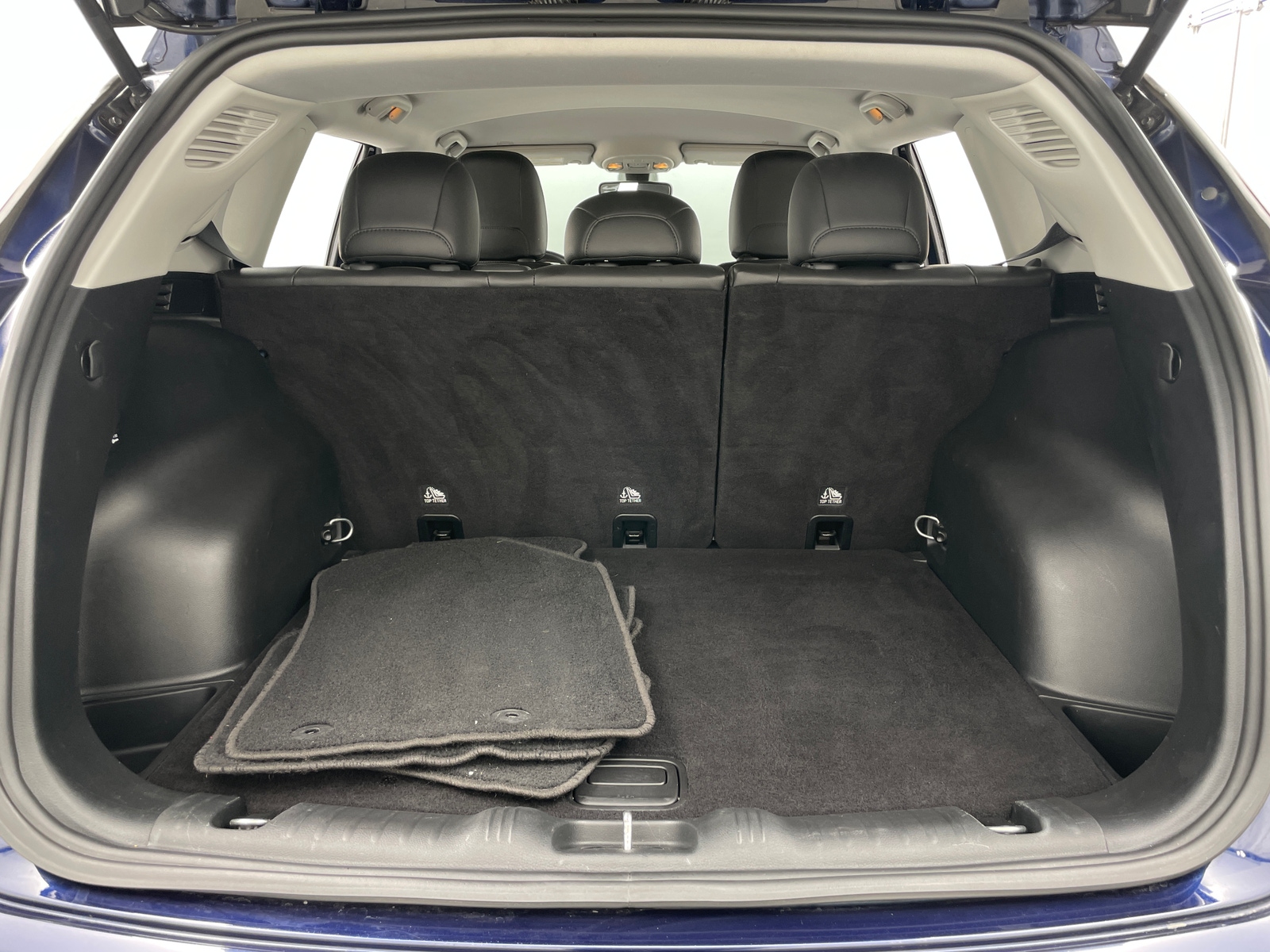 Thumbnail: 2018 Jeep Compass - 7