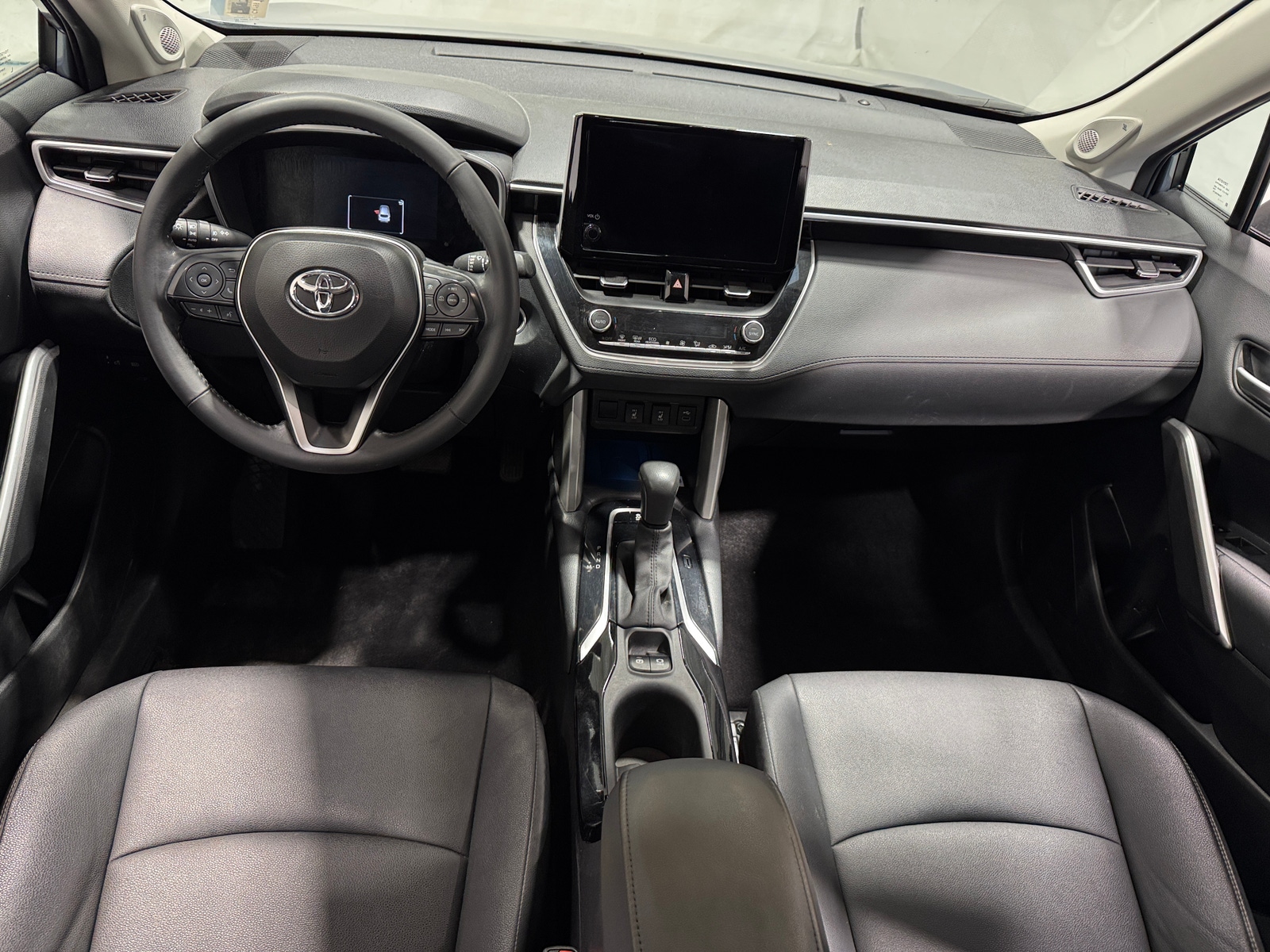 Thumbnail: 2023 Toyota Corolla Cross - 2