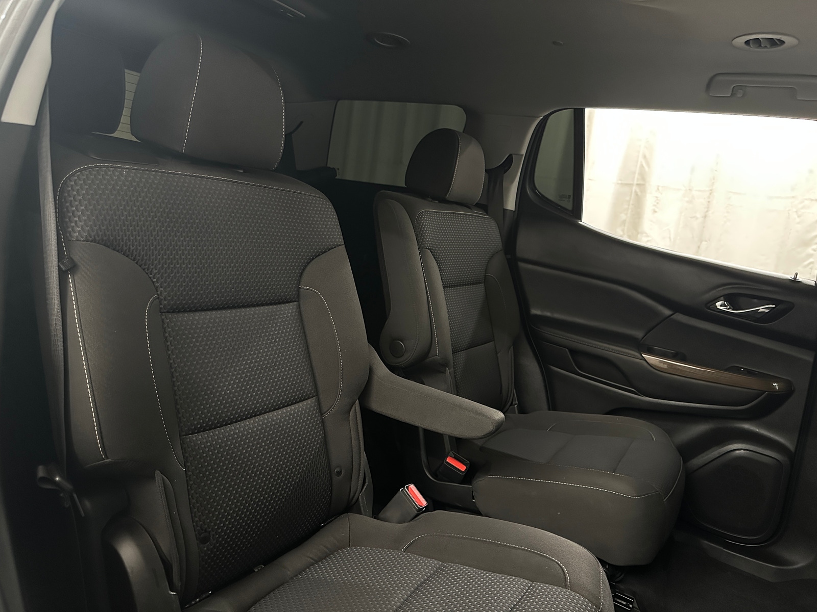 Thumbnail: 2020 GMC Acadia - 6