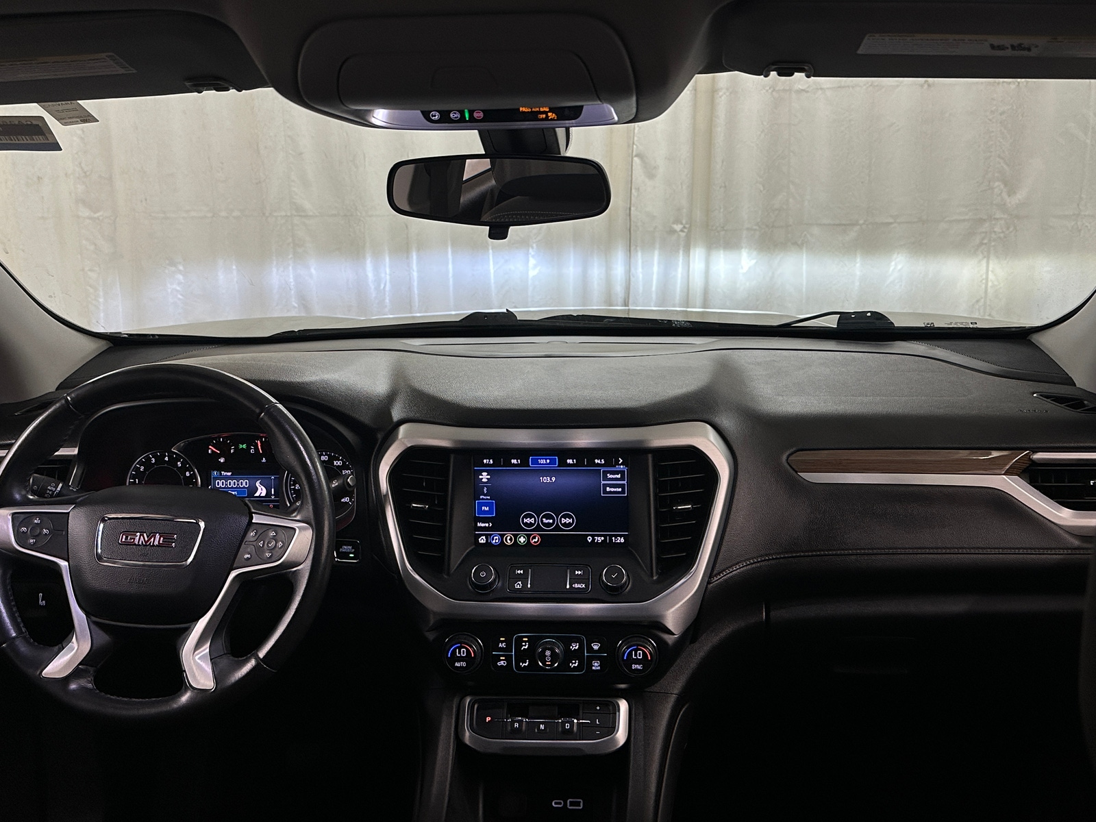 Thumbnail: 2020 GMC Acadia - 3