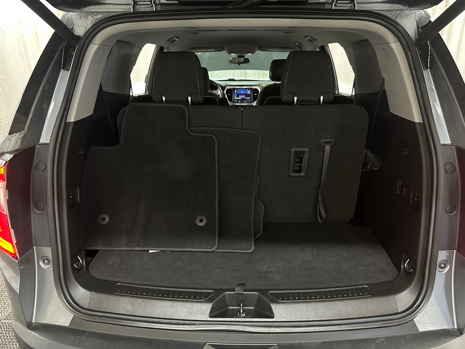 Thumbnail: 2020 GMC Acadia - 7