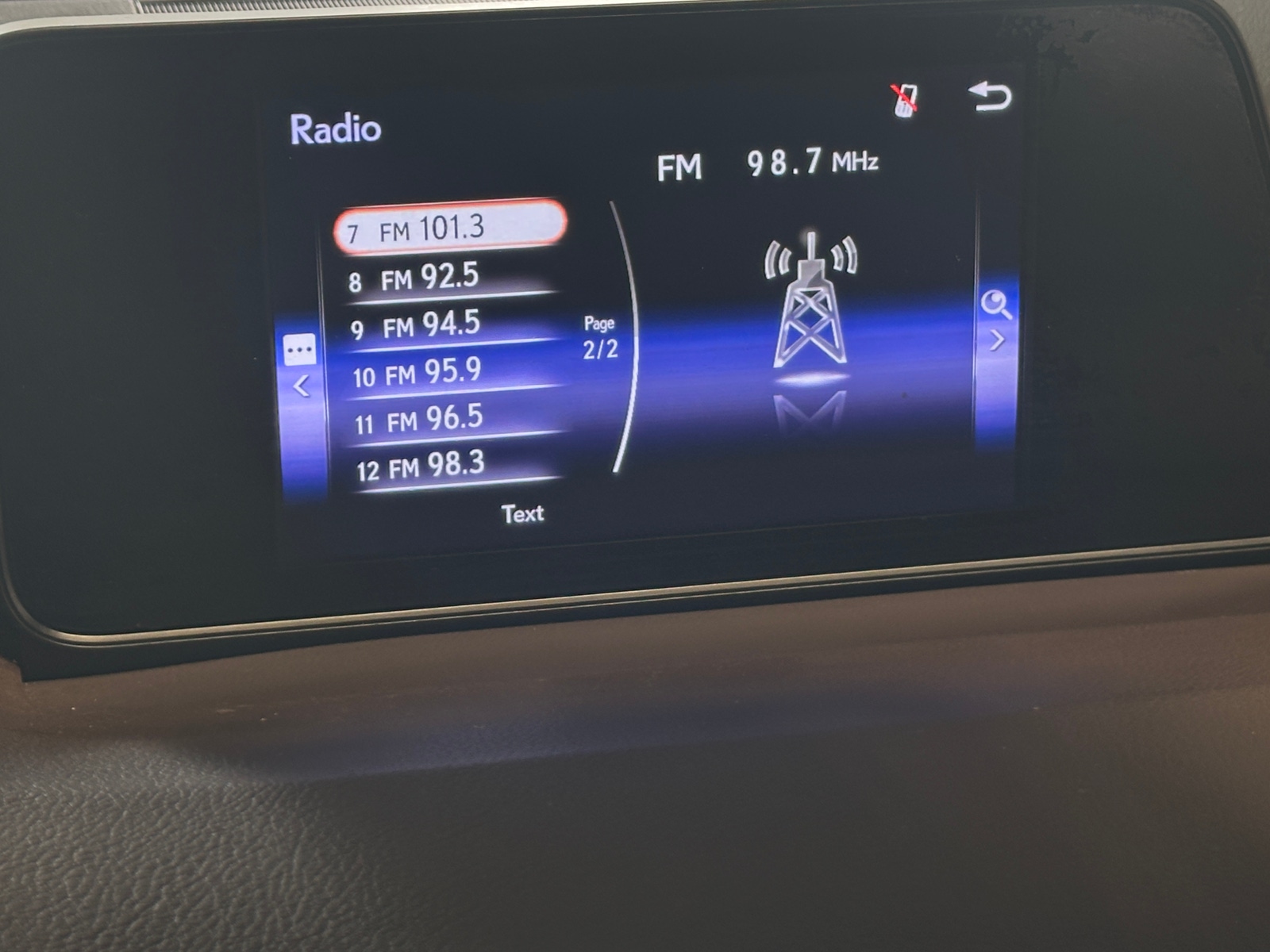 Thumbnail: 2018 Lexus RX - 3