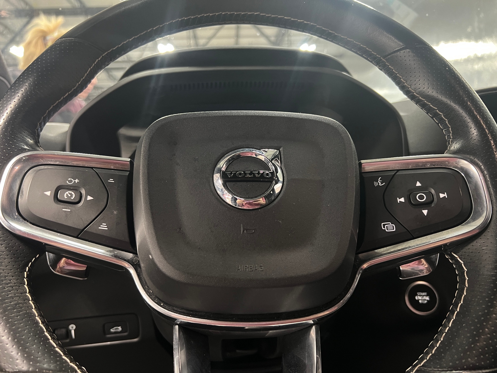 Thumbnail: 2019 Volvo XC40 - 5