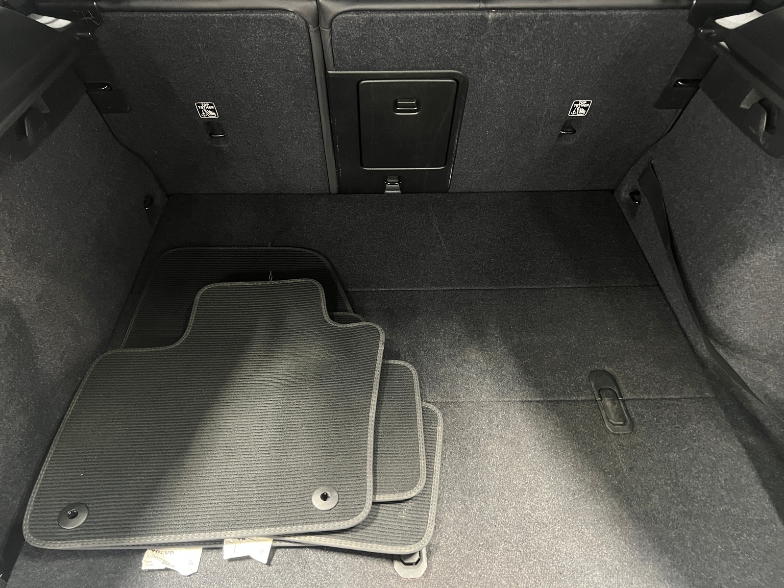 Thumbnail: 2019 Volvo XC40 - 7