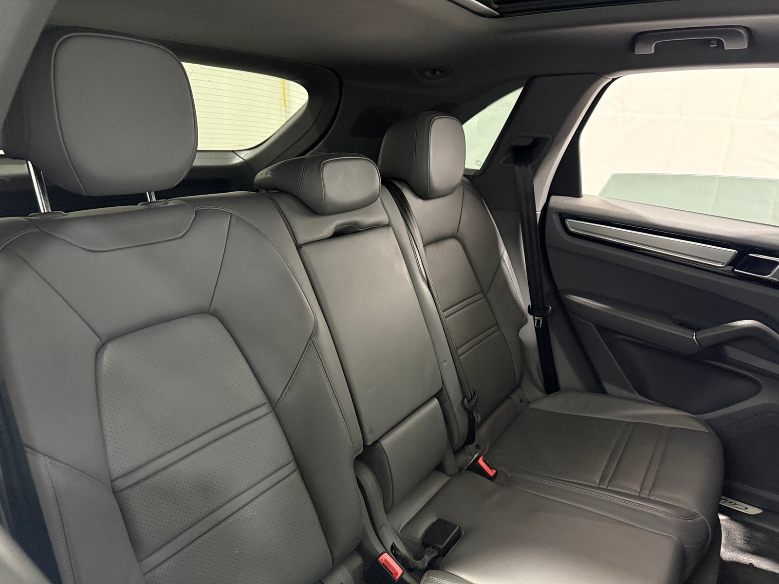 Thumbnail: 2019 Porsche Cayenne - 5