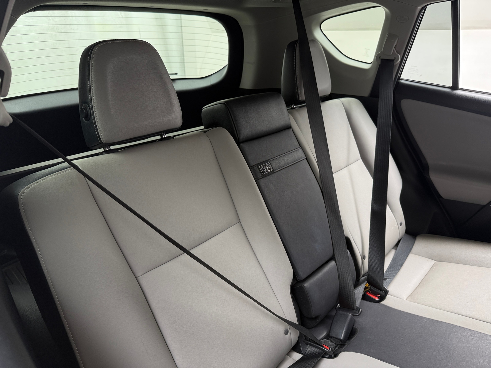 Thumbnail: 2018 Toyota RAV4 - 5