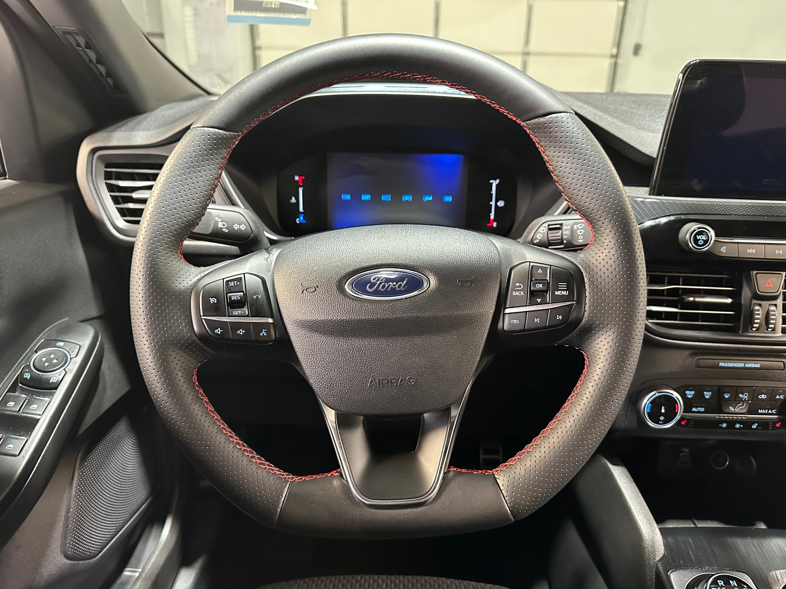 Thumbnail: 2024 Ford Escape - 4