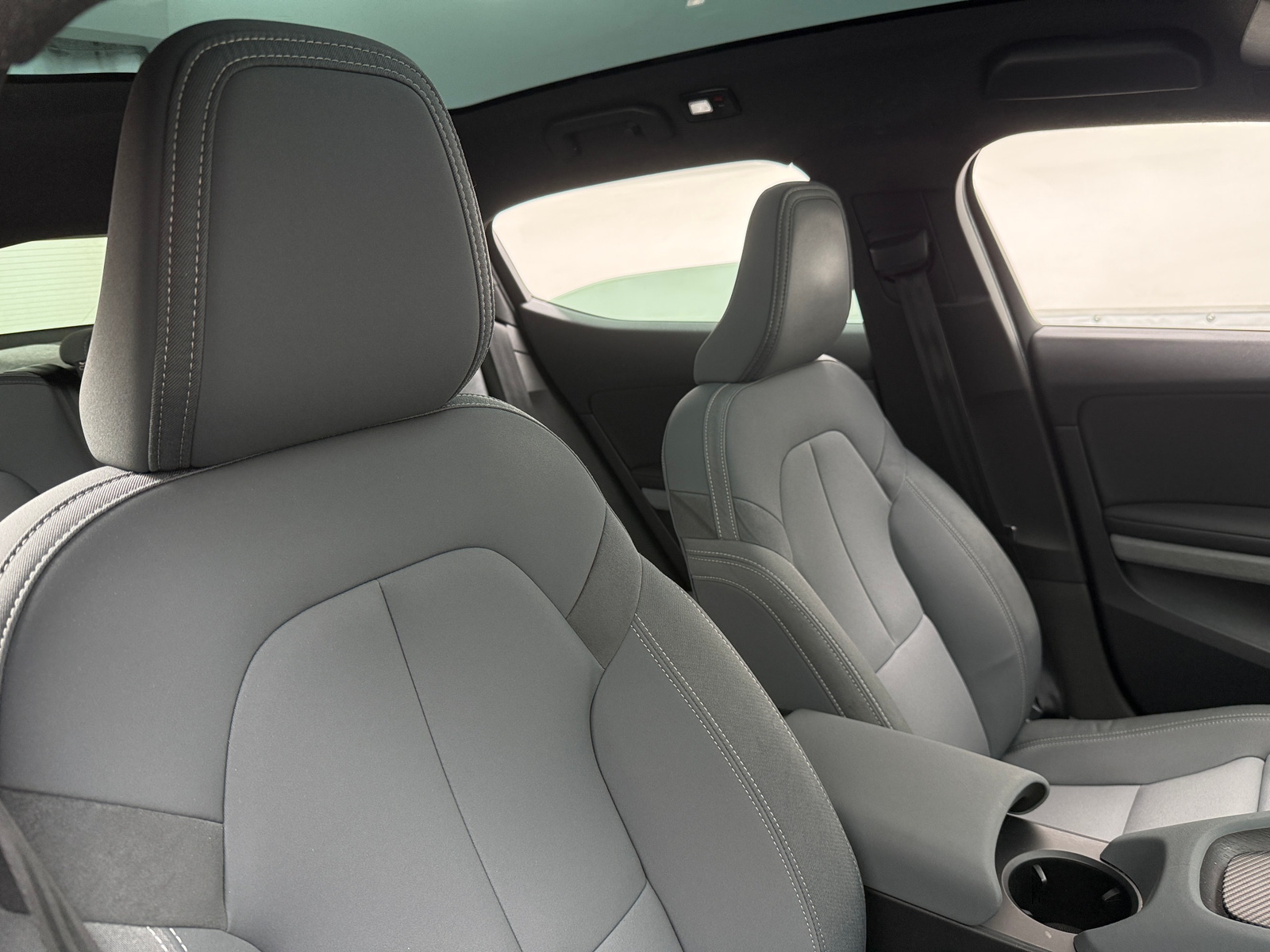 Thumbnail: 2022 Polestar 2 - 2