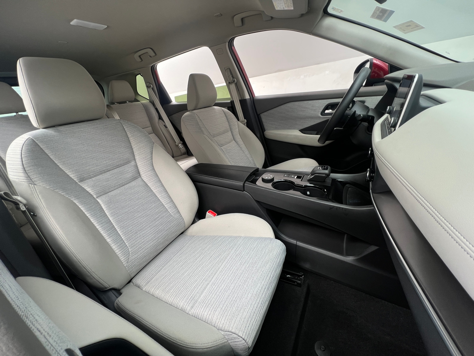 Thumbnail: 2023 Nissan Rogue - 2