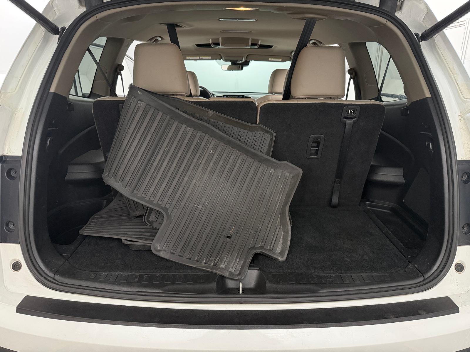 Thumbnail: 2020 Honda Pilot - 6