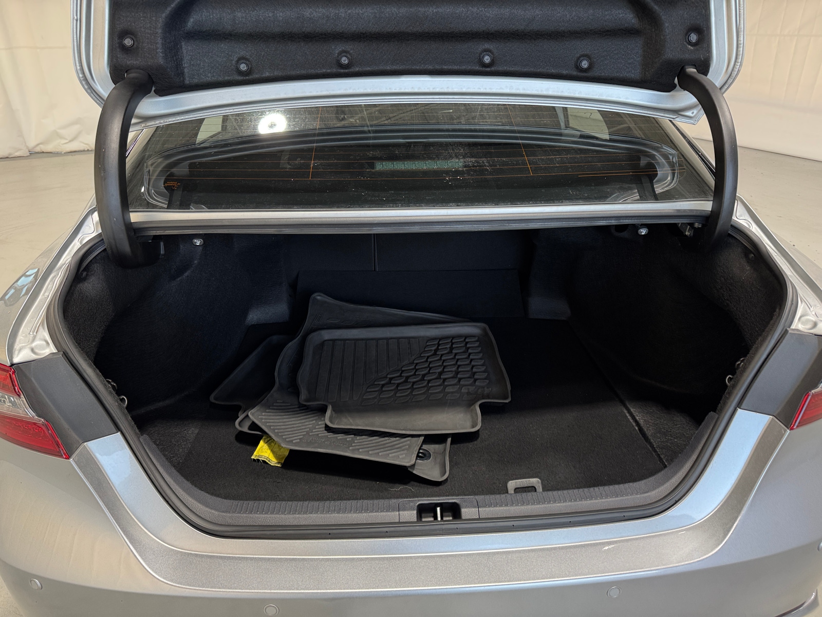 Thumbnail: 2024 Toyota Camry - 6