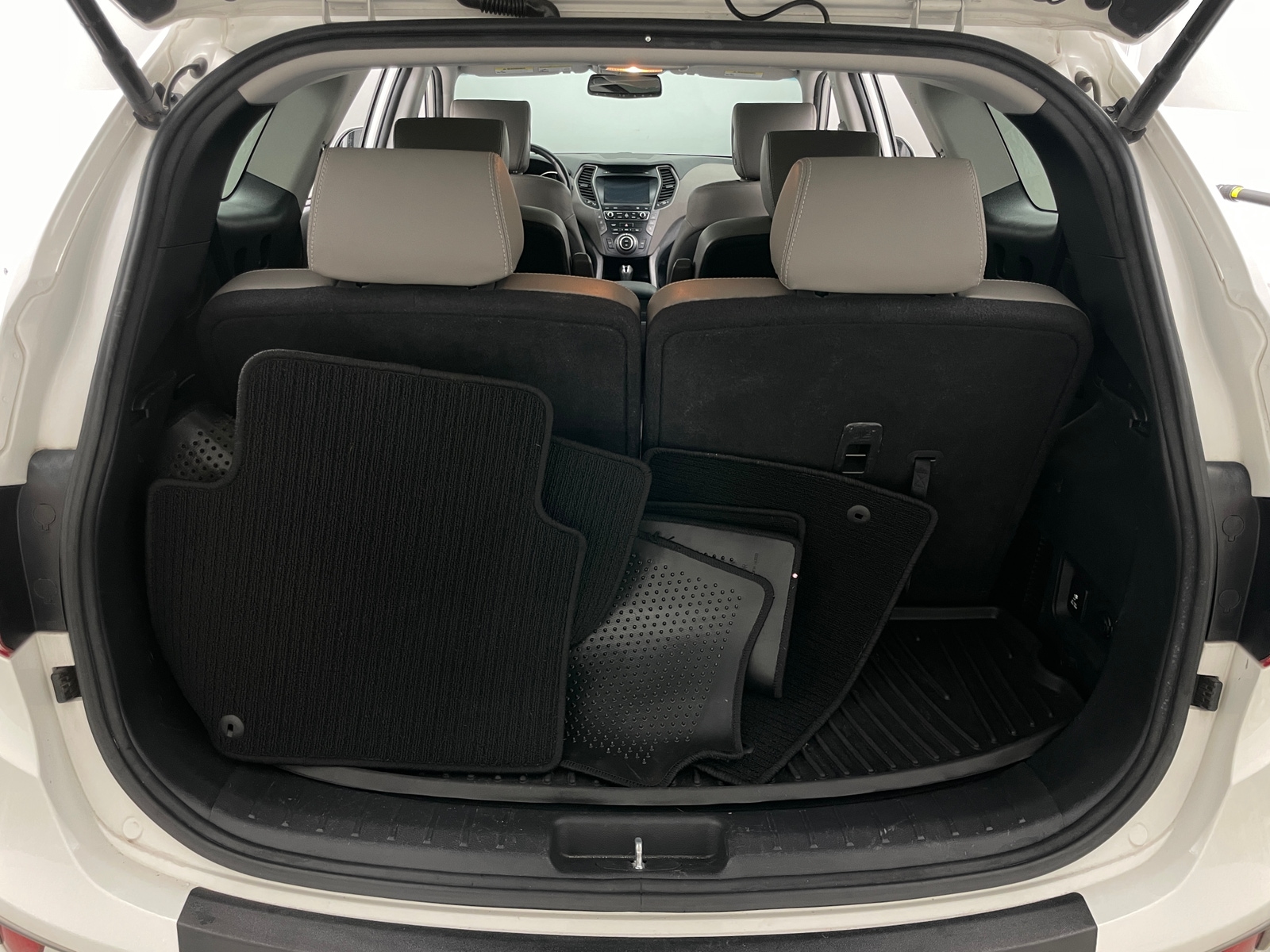 Thumbnail: 2018 Hyundai Santa Fe - 7