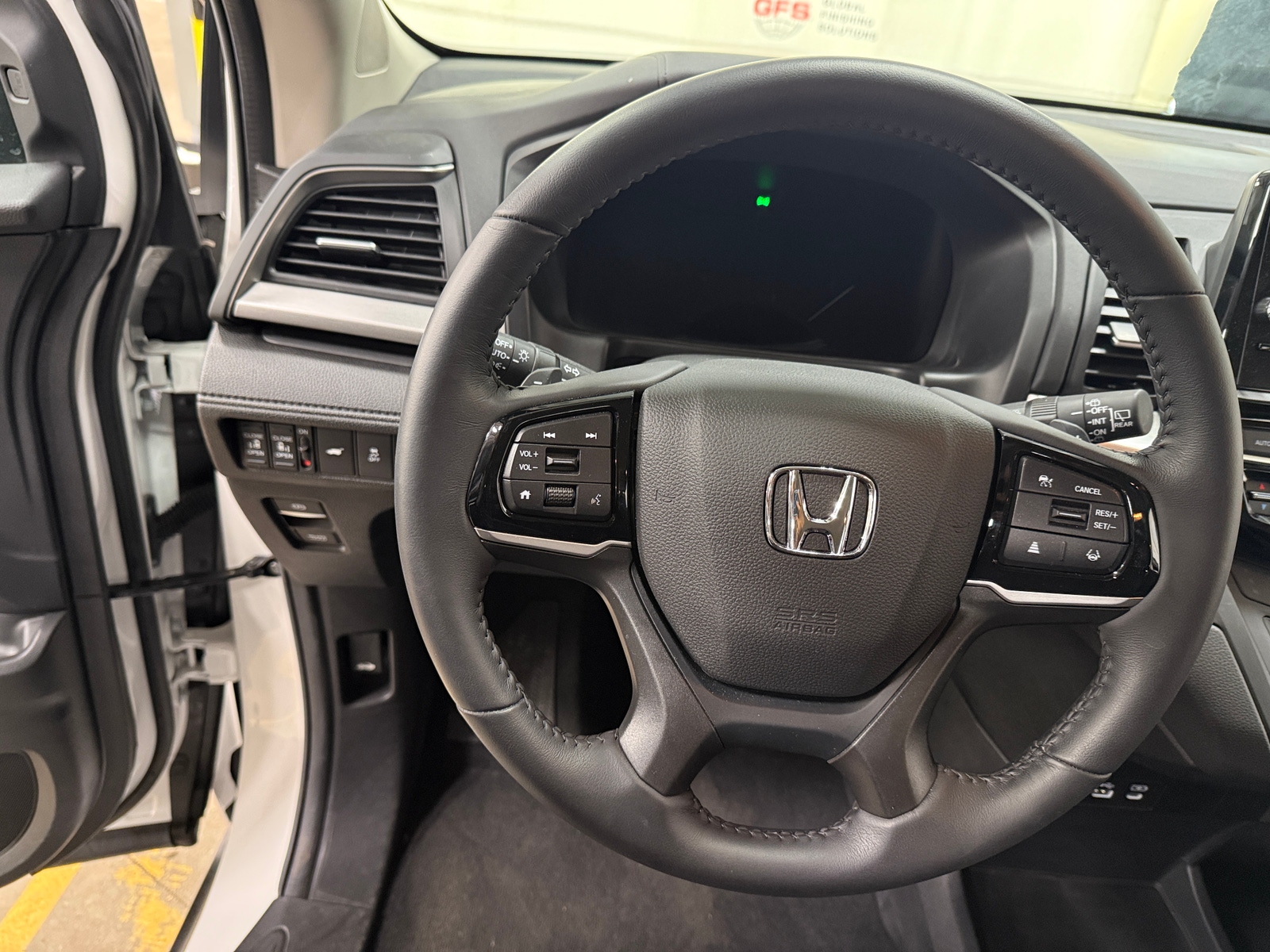 Thumbnail: 2025 Honda Odyssey - 4