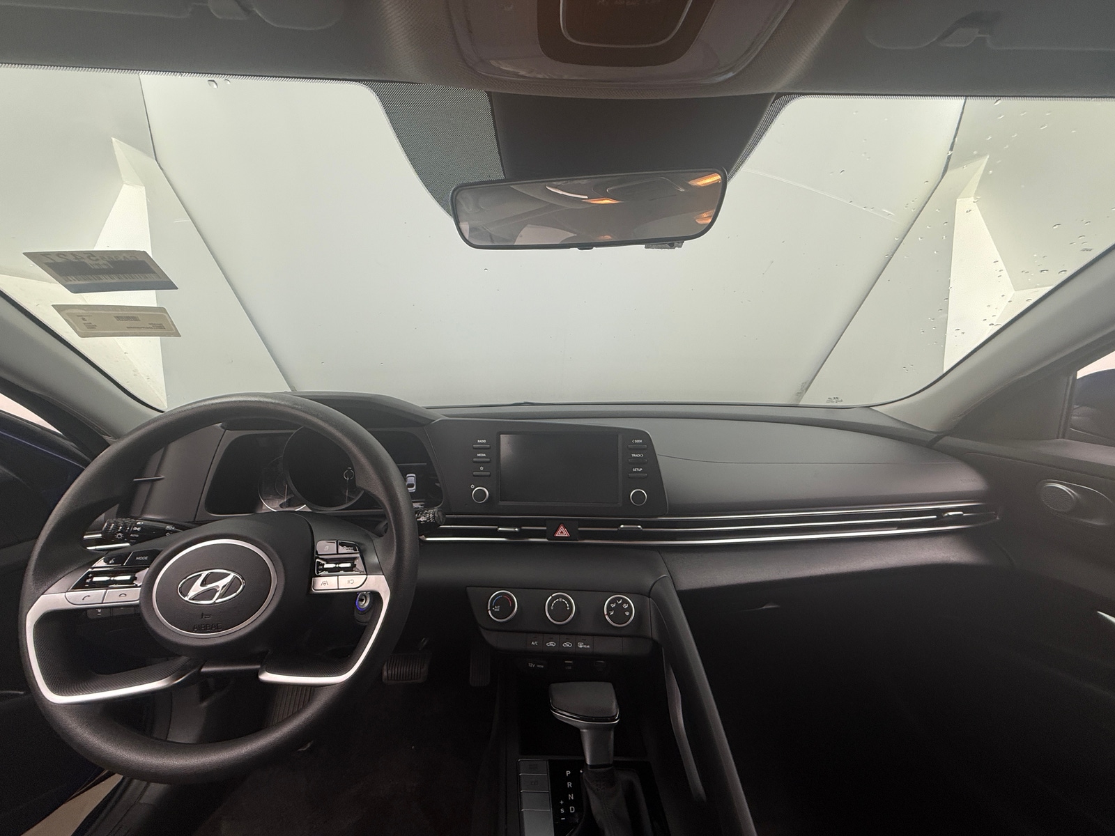 Thumbnail: 2023 Hyundai Elantra - 3